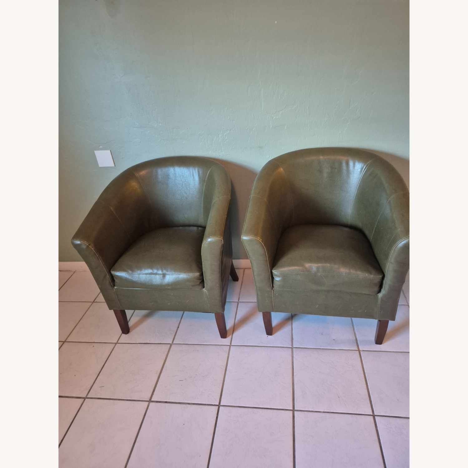 Green Chair Set - image-1
