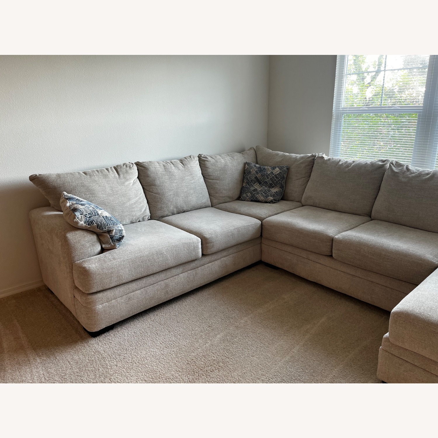 Copley Place 2 Pc Right Arm Chaise Sectional - image-1