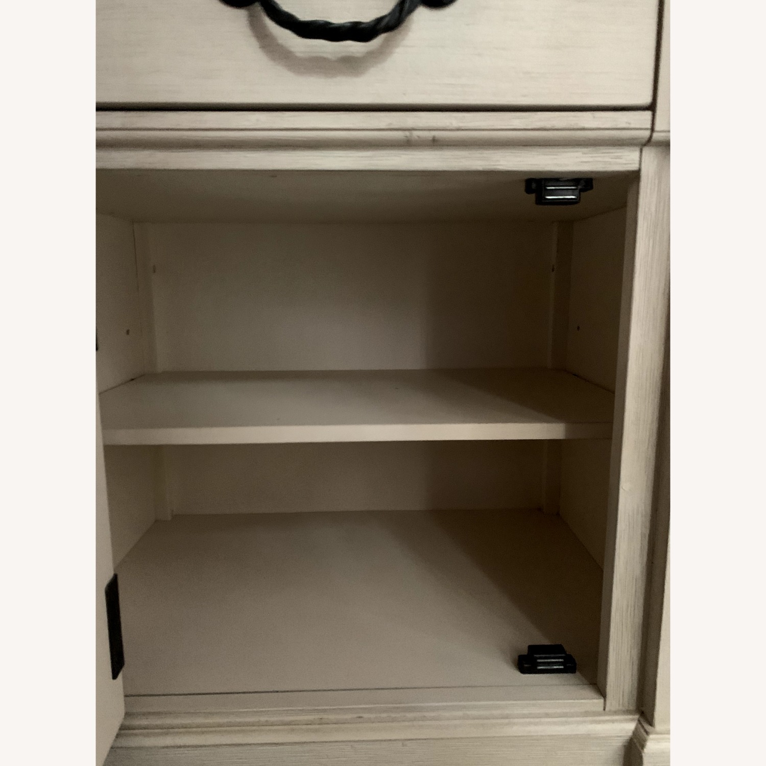 Bolanburg 2 Nightstands - image-3