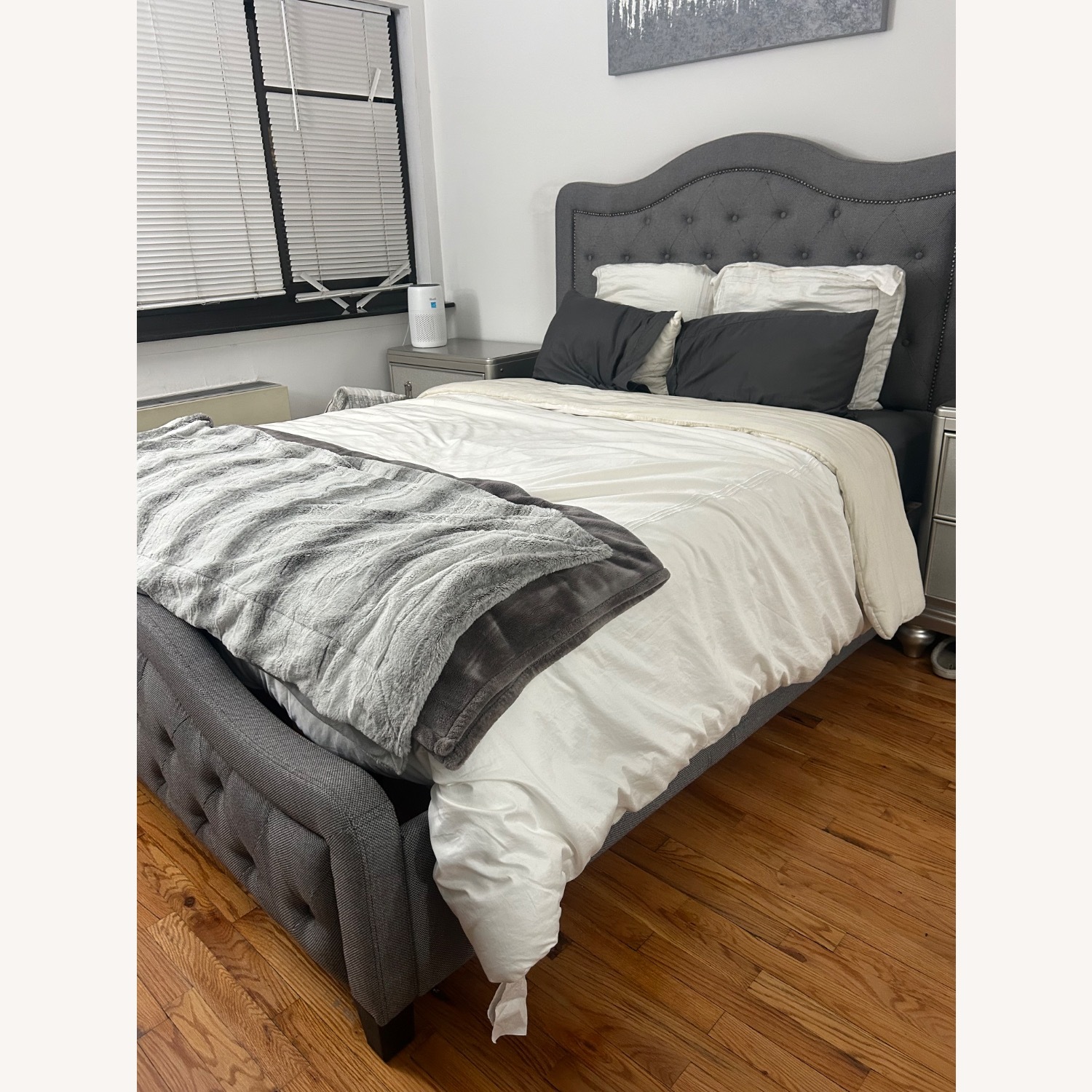 Queen Upholstered Storage Bed - image-3