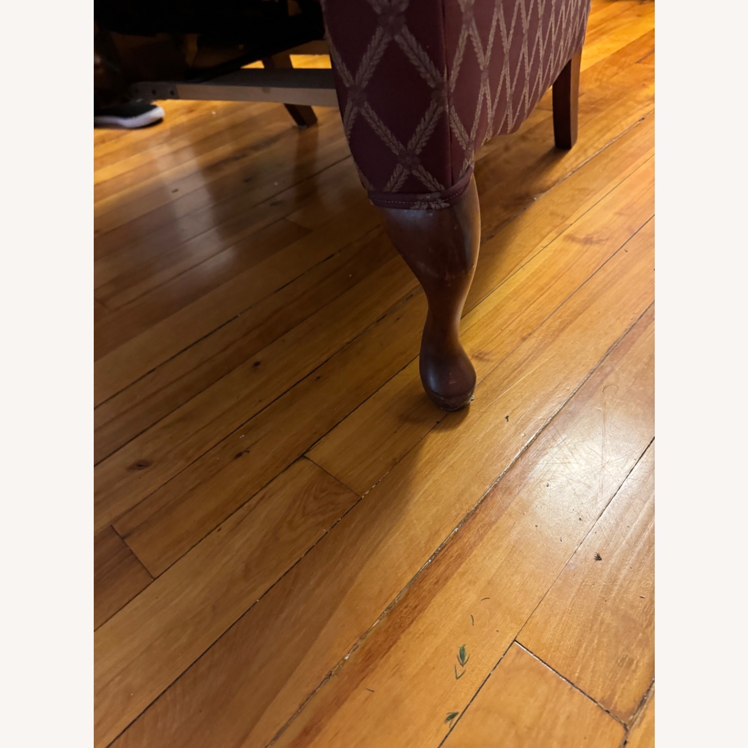 Raymour & Flanigan Red Recliner Reading Chair - image-4