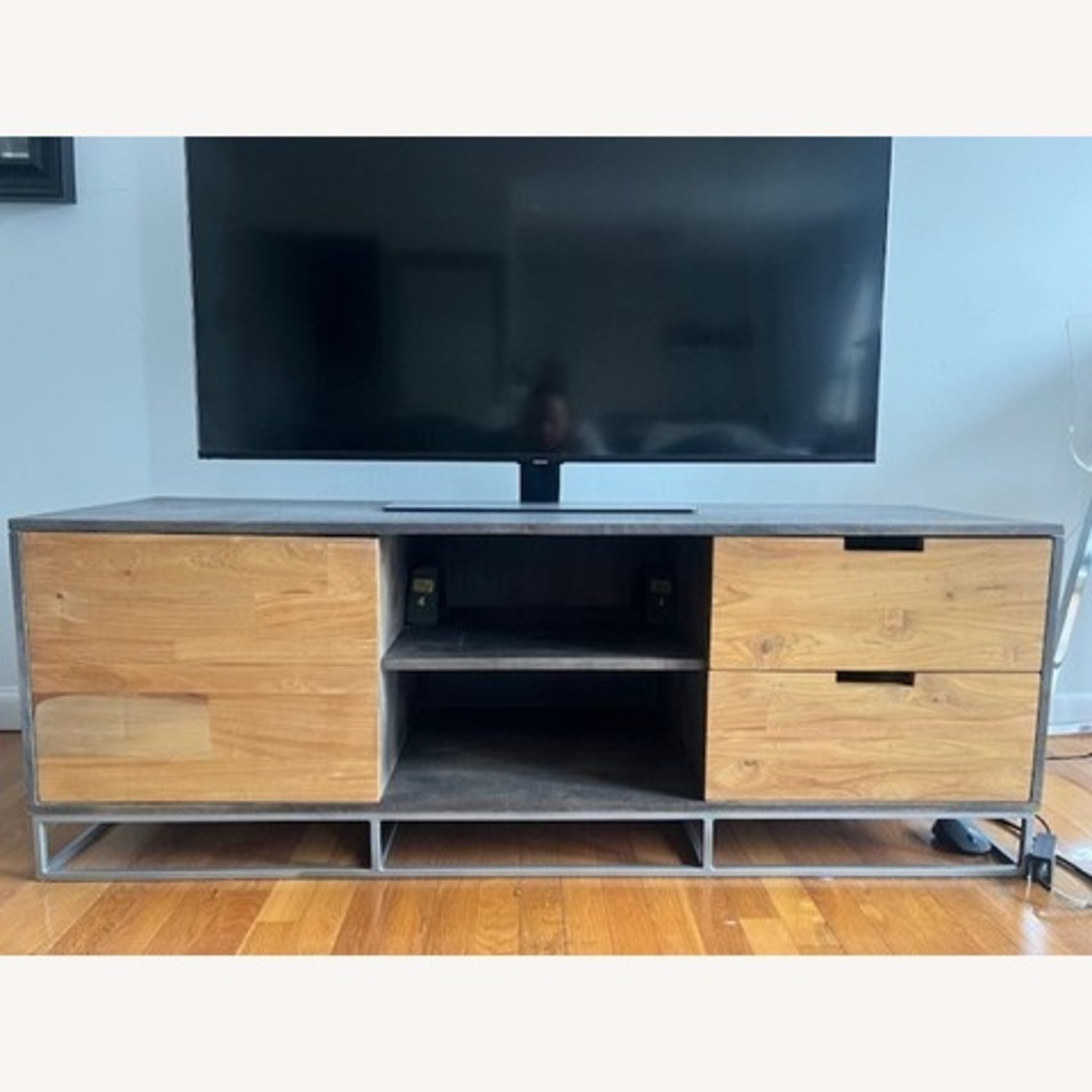 CB2 Congo Media Console 56' - image-8