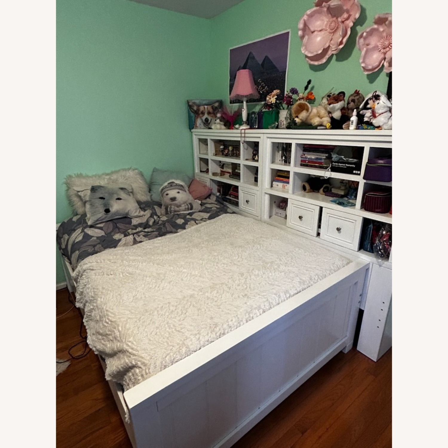 Rooms To Go Kids Teen Bed - image-3