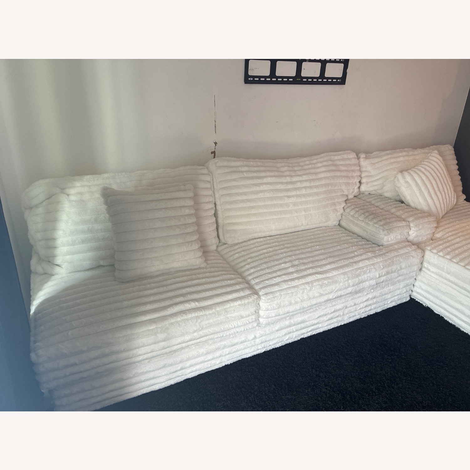 Sectional Couch - image-1