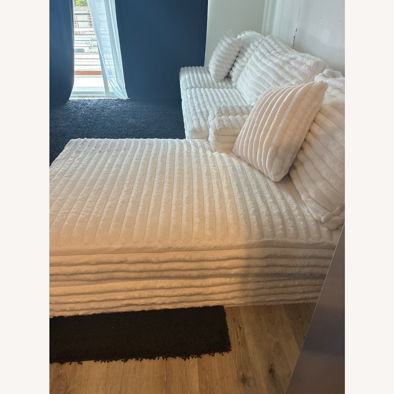 Sectional Couch - image-2