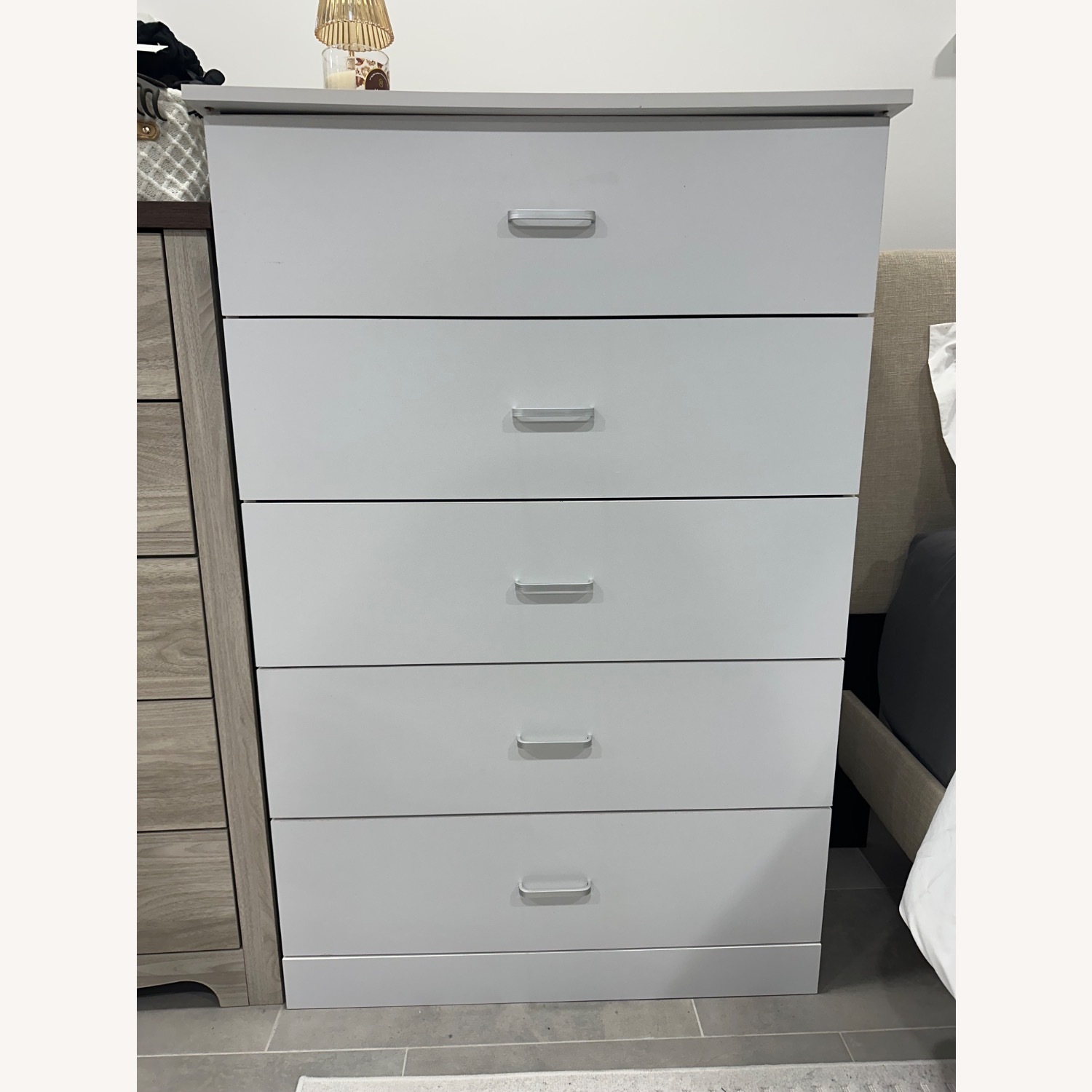 White Allyannah 5 Drawer 31.5'' W Dresser - image-9