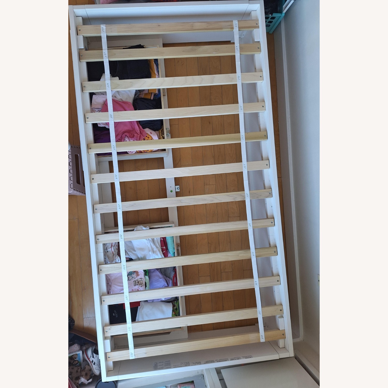 Pottery Barn Belden Twin Bed, Simply White - image-5