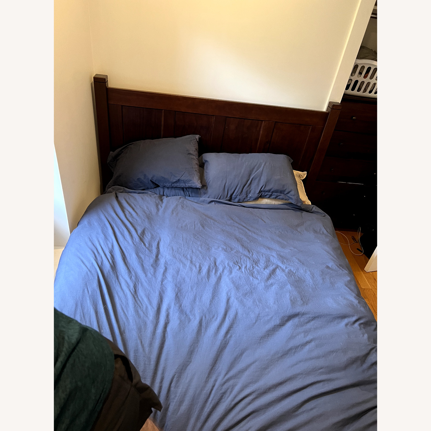 Shaker Solid Wood Panel Bed - image-3