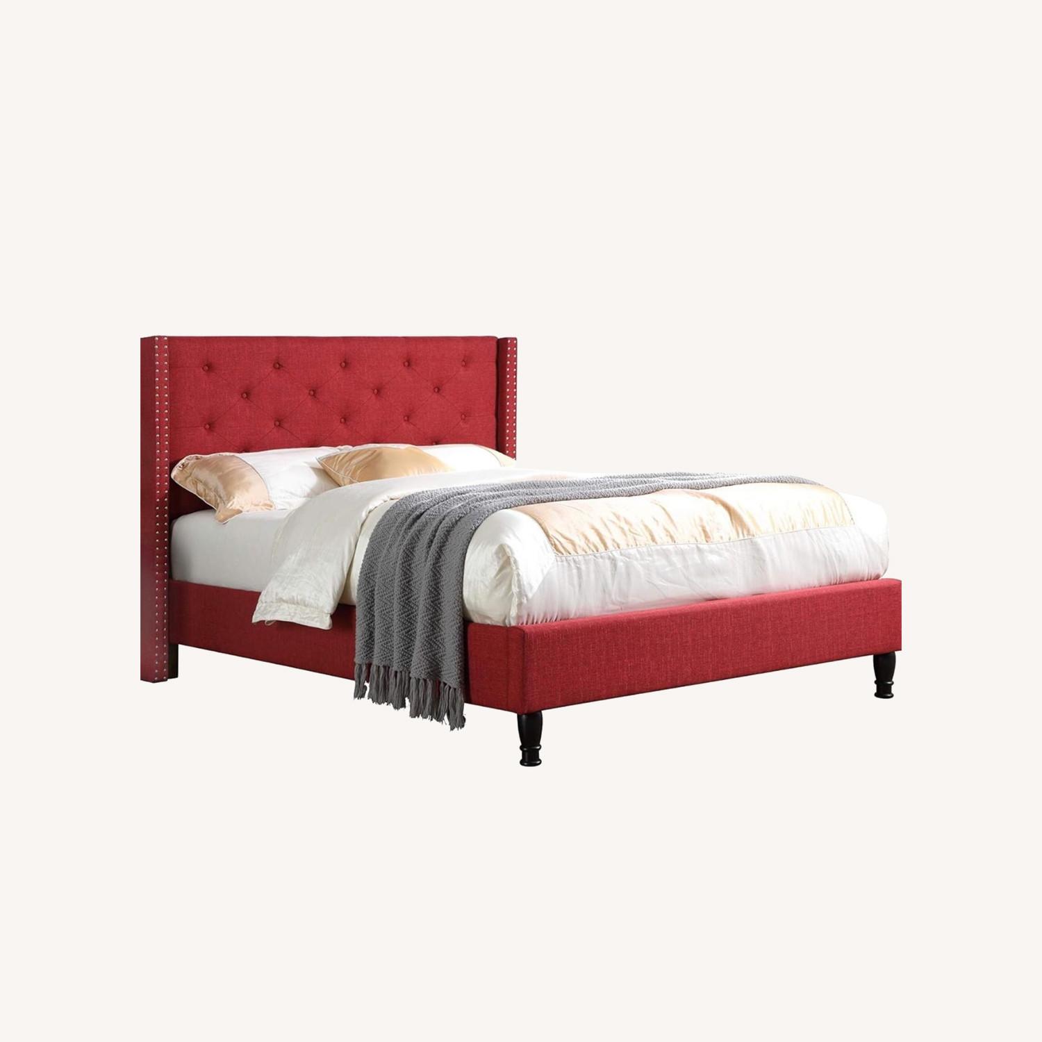 Kid Size Bed - image-0