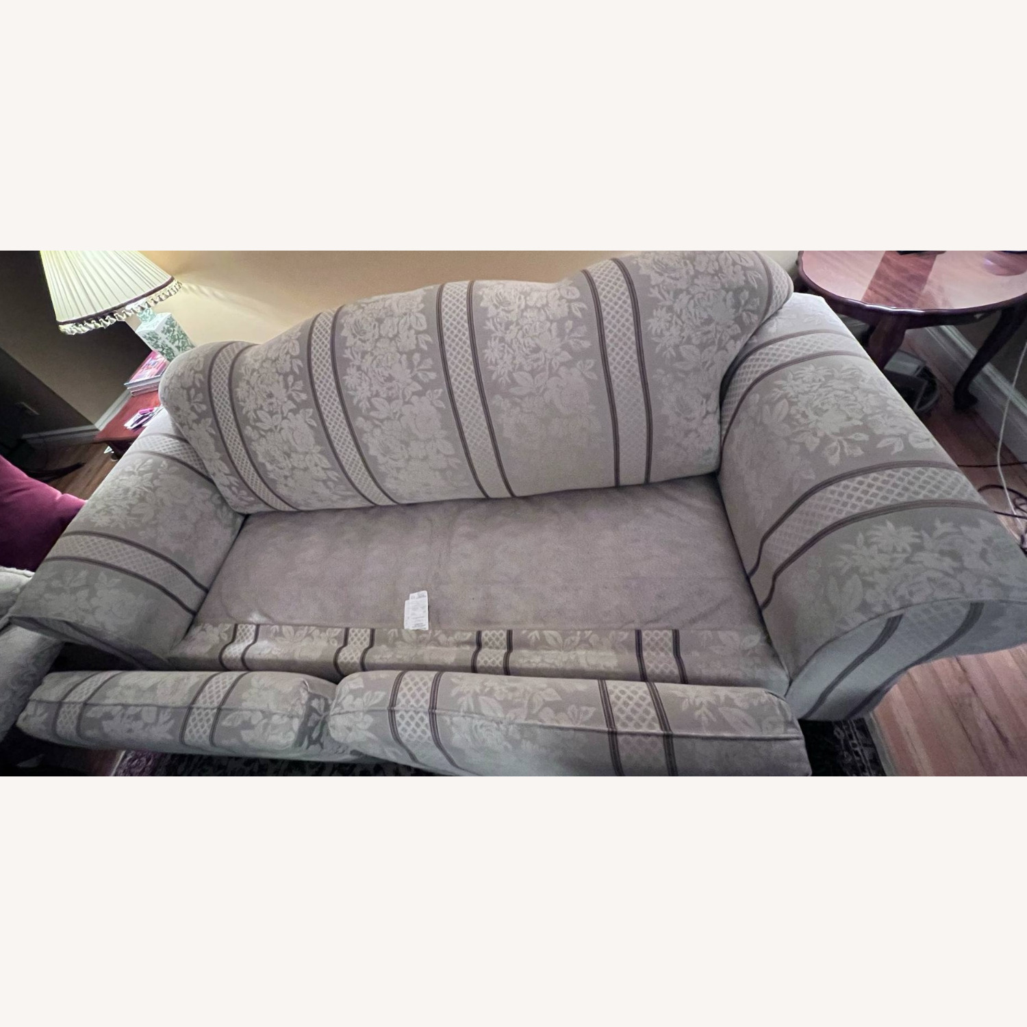 Sofa Three Seaters - image-4