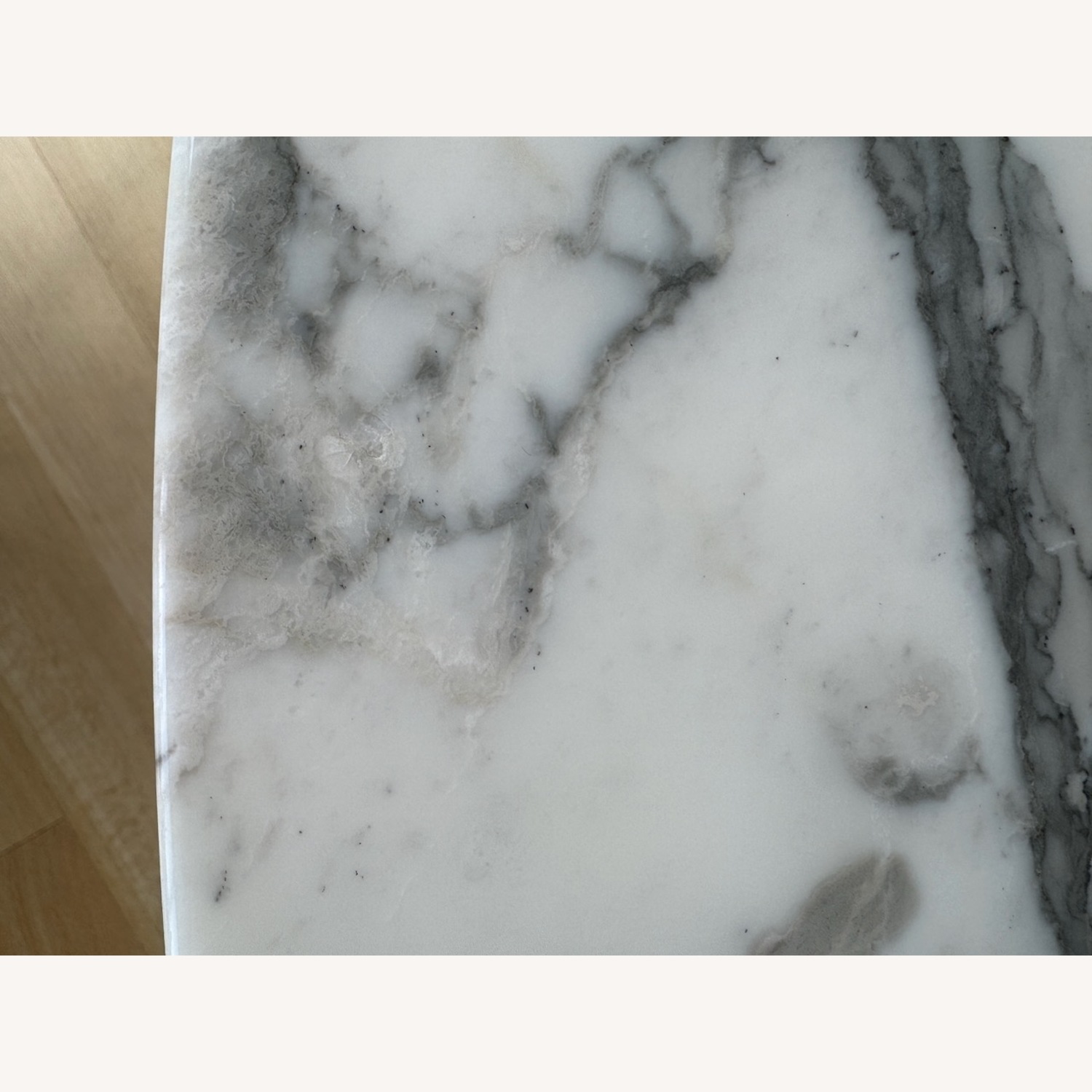 Saarinen Marble Round Dining Table - image-10