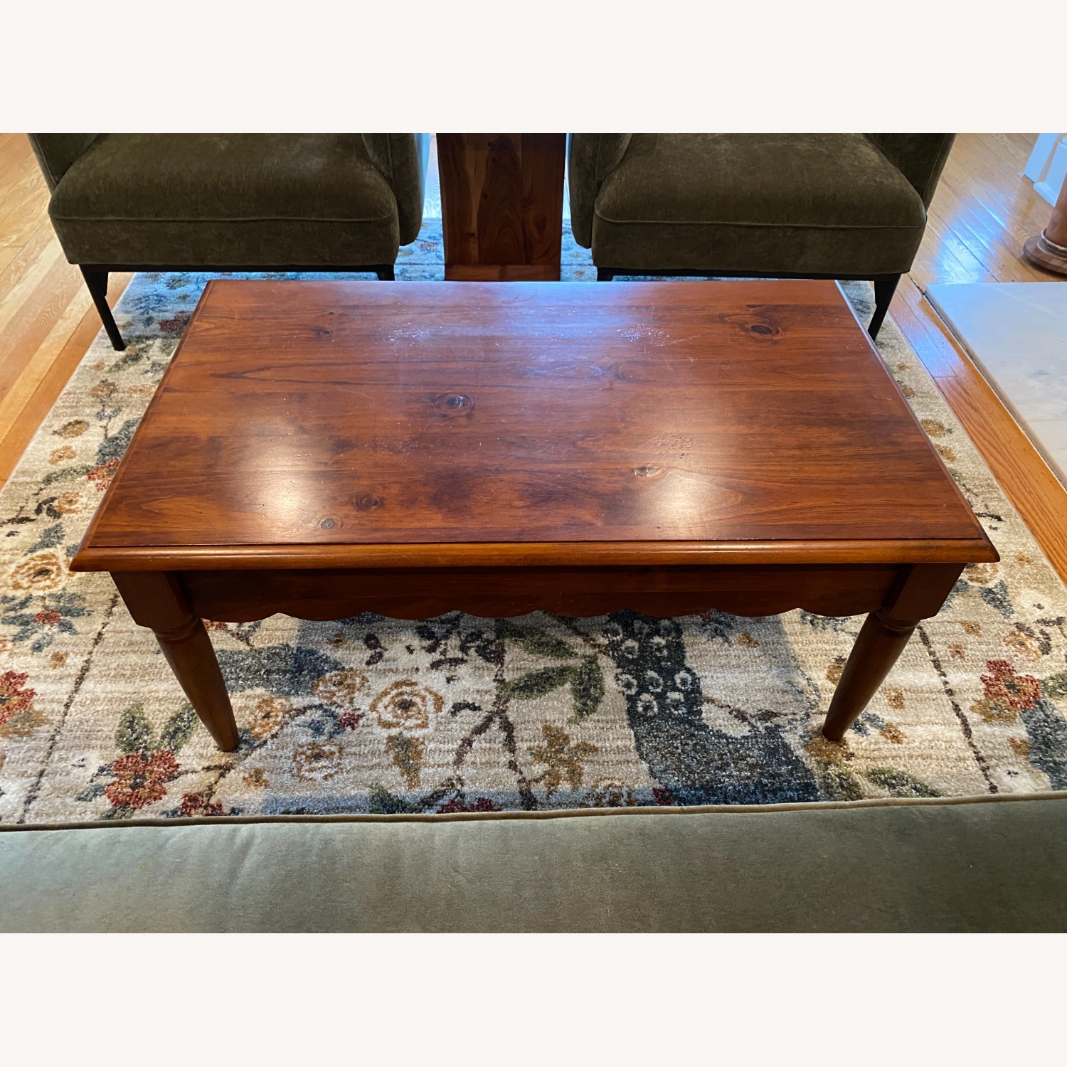 Scallop Edge Solid Wood Coffee Table with Drawers - image-3