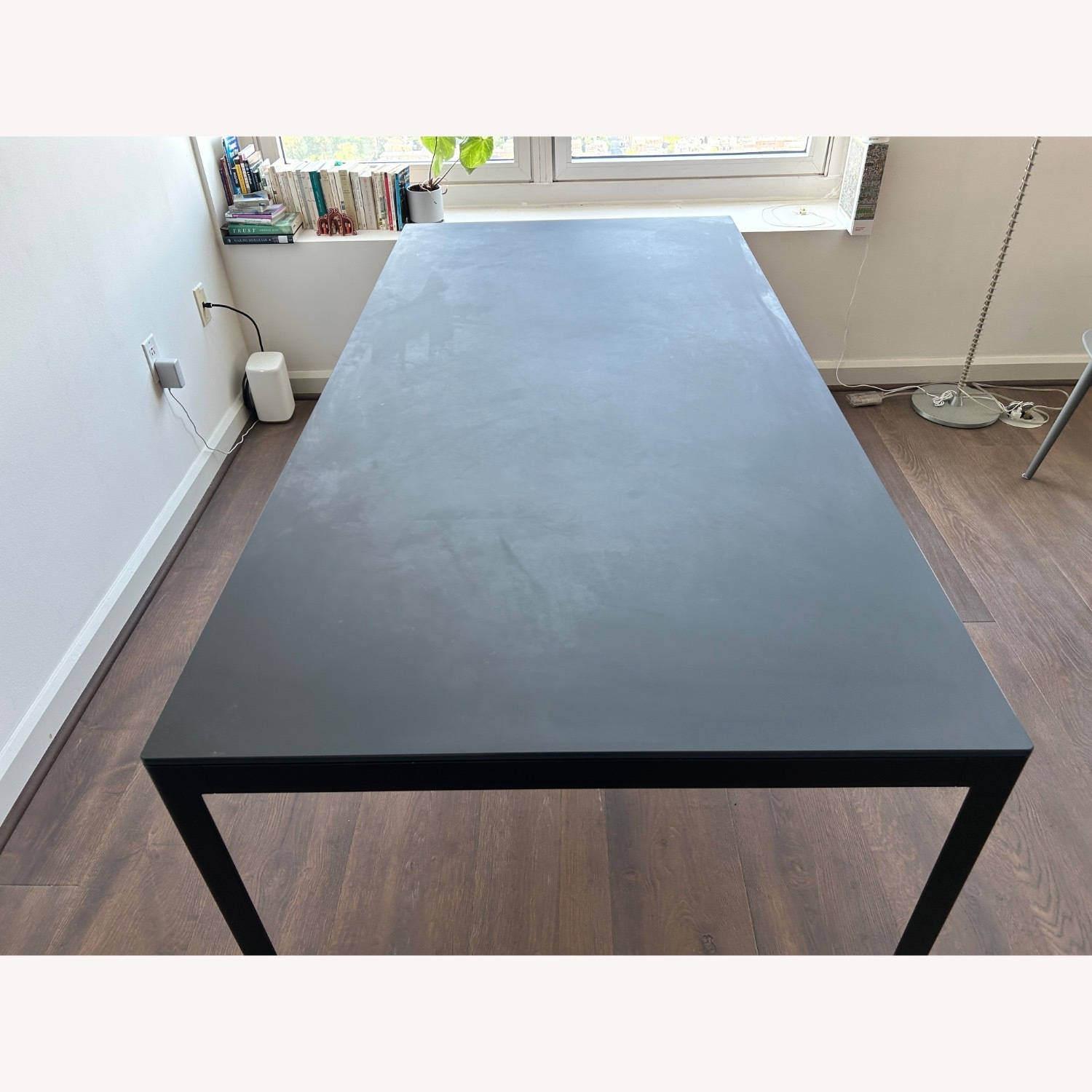 Desgin Within Reach Min Table - image-2