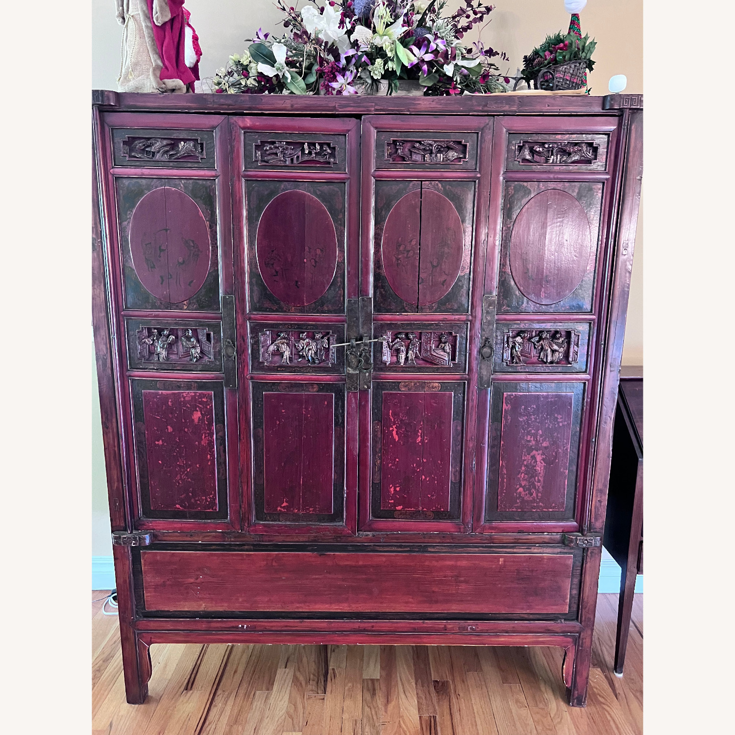 19th Century Qing Dynasty 4-Door Red Cabinet - image-0
