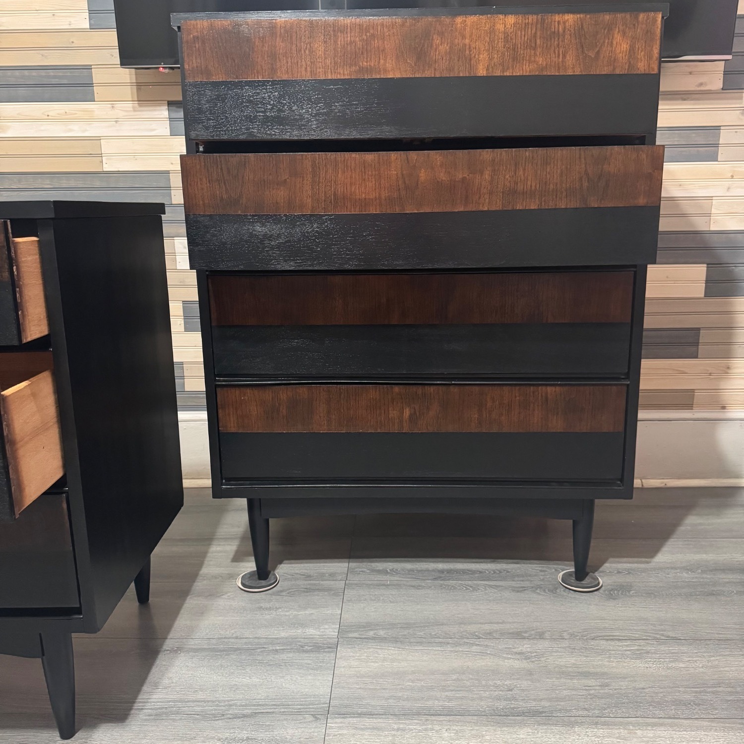 Mid Century Modern Dresser - image-3