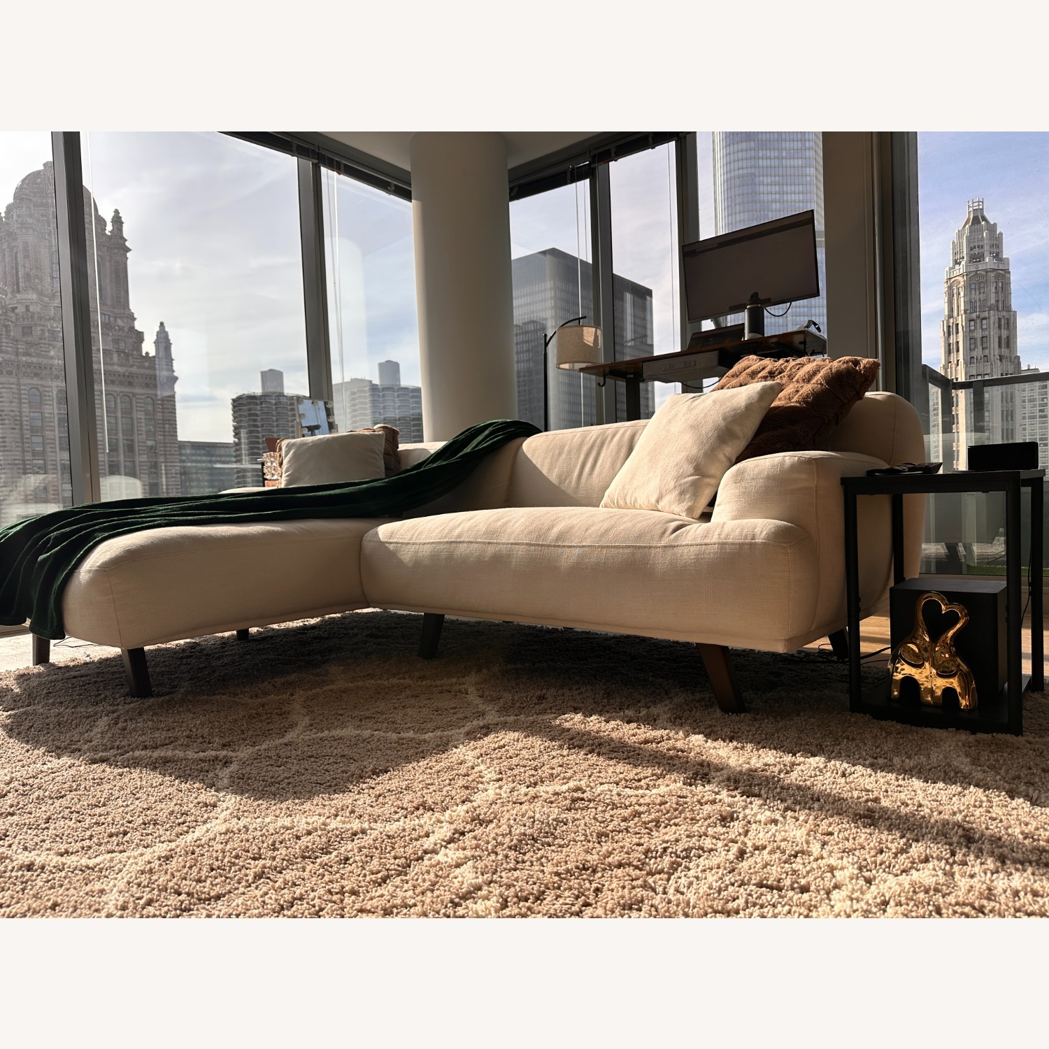 Poly & Bark Mineta Left-Facing Sectional Sofa - AptDeco