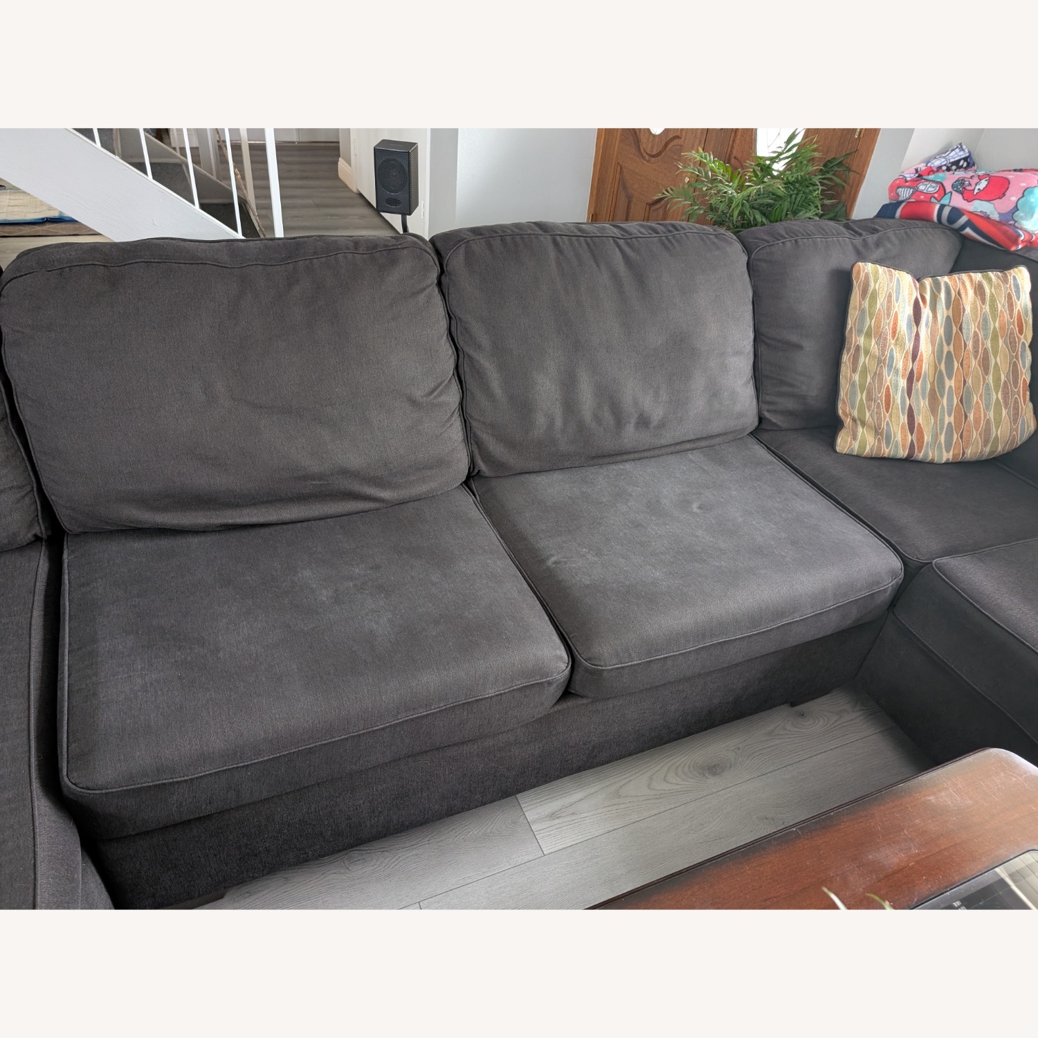 Gray 3-Piece Section Sofa - image-3