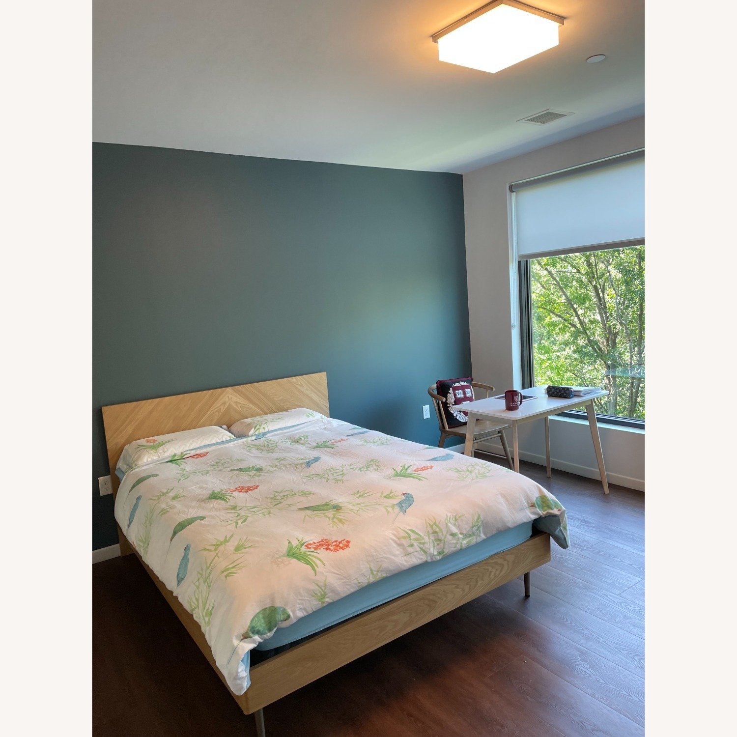 Article Nera Queen Low Profile Bed Oak Queen - image-2