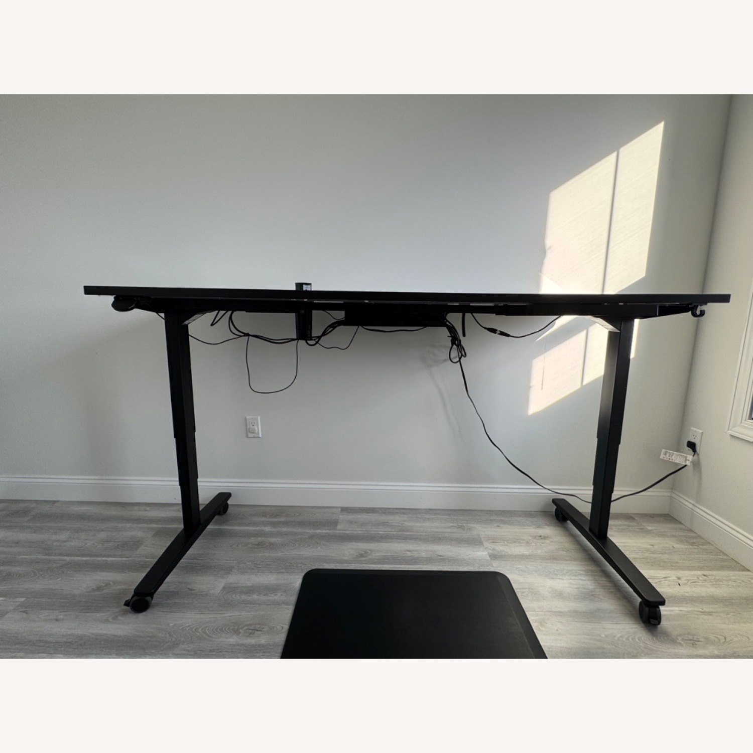 UPLIFT Standing Desk - image-8