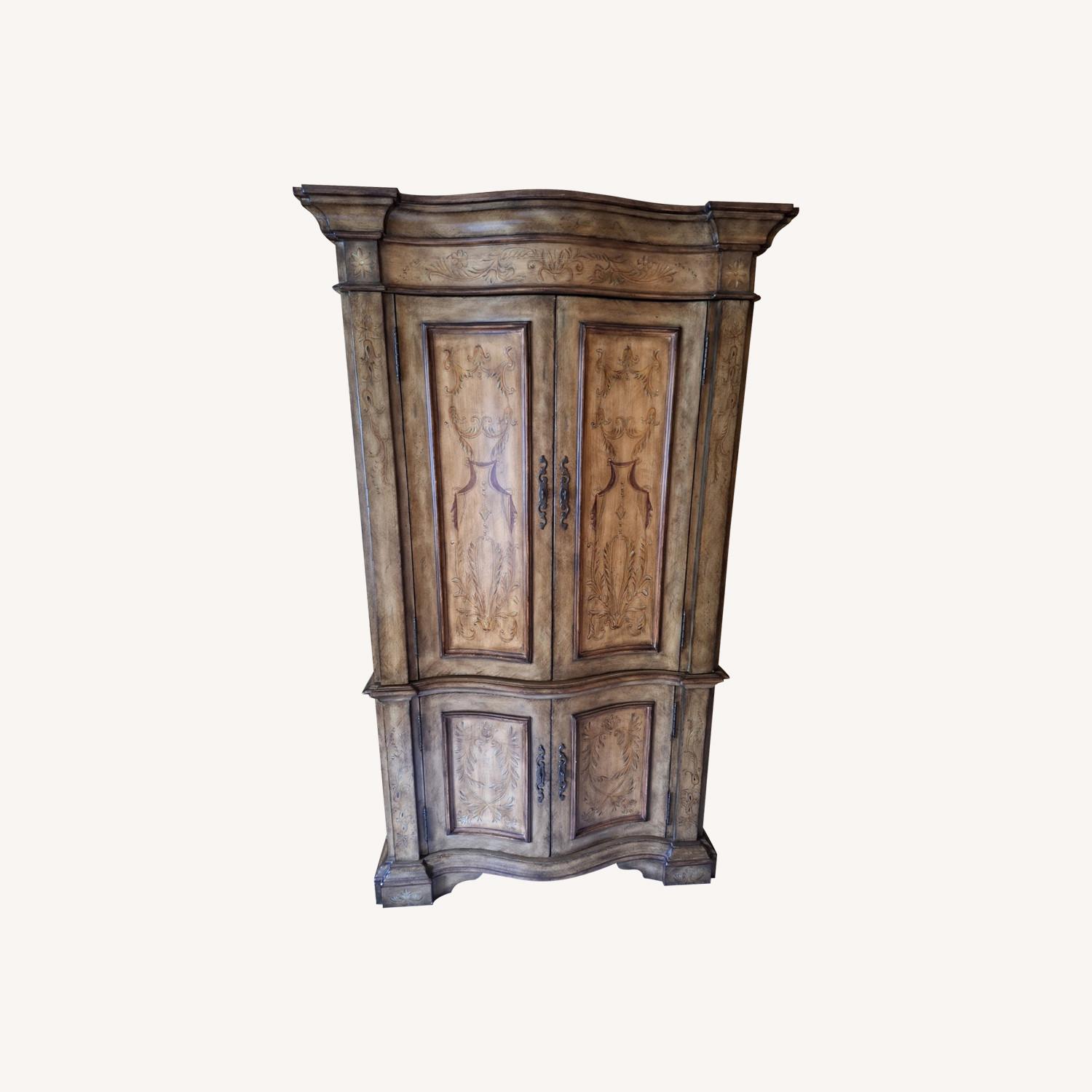 Walter E Smith Amoire - image-0