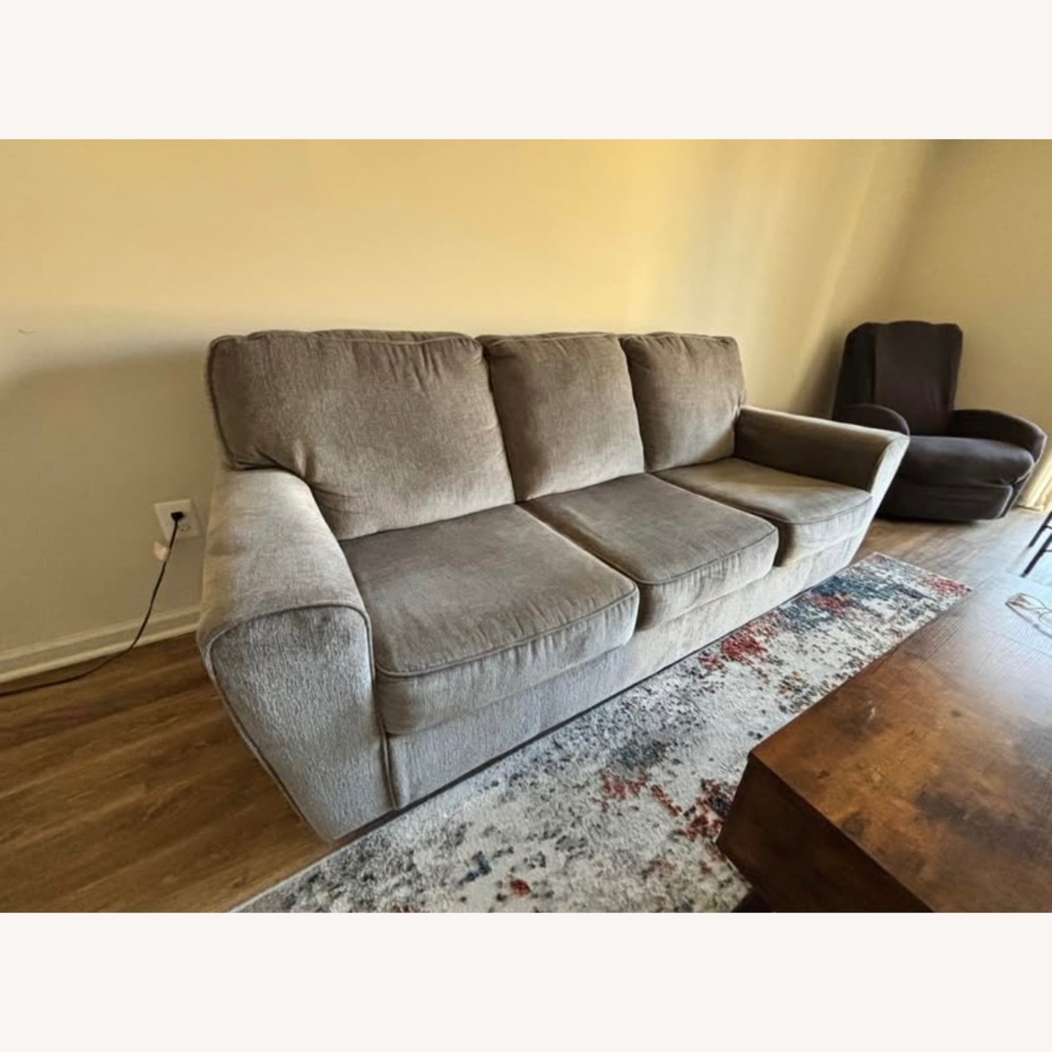 Ashley Furniture Cascilla Sofa - image-3