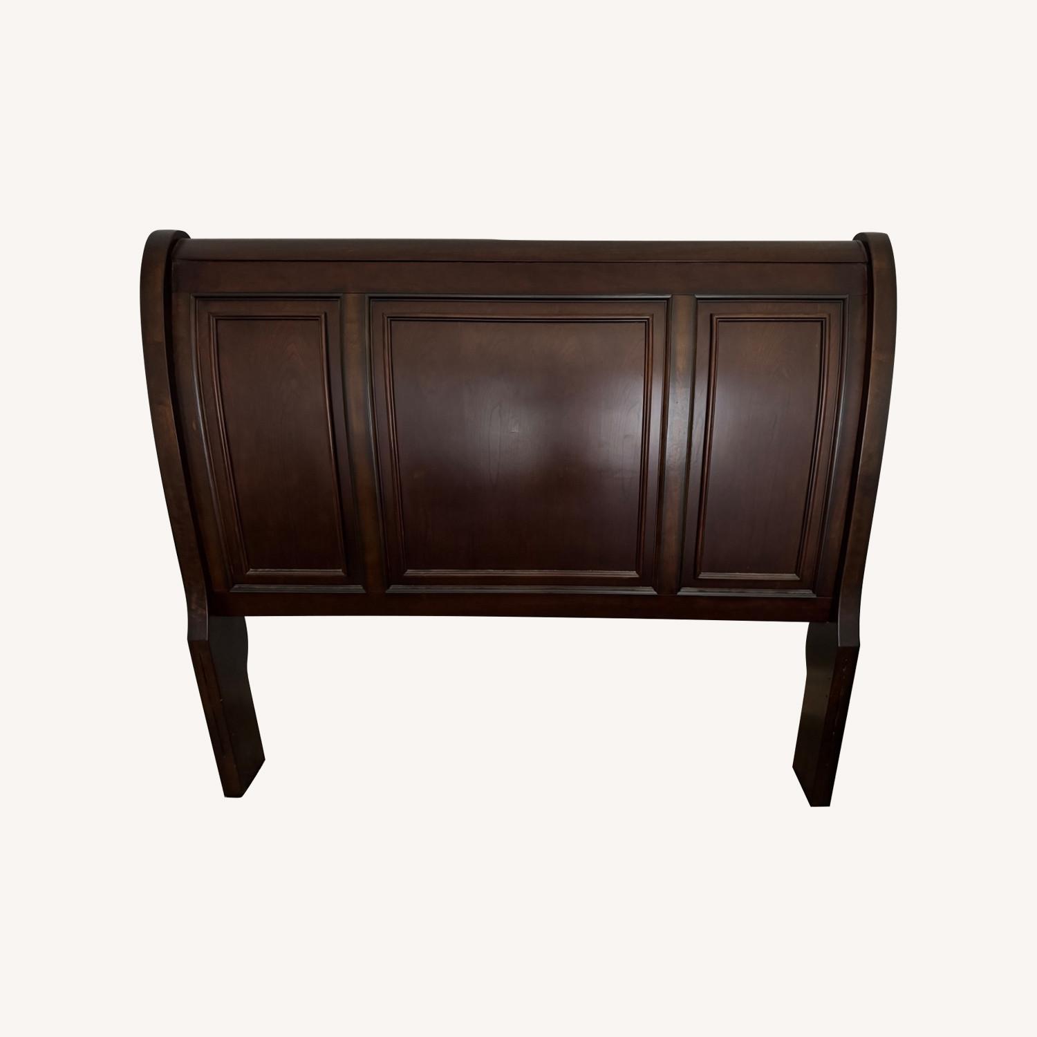 Ashley Furniture Porter Queen Sleigh Bed With Drawers - image-5