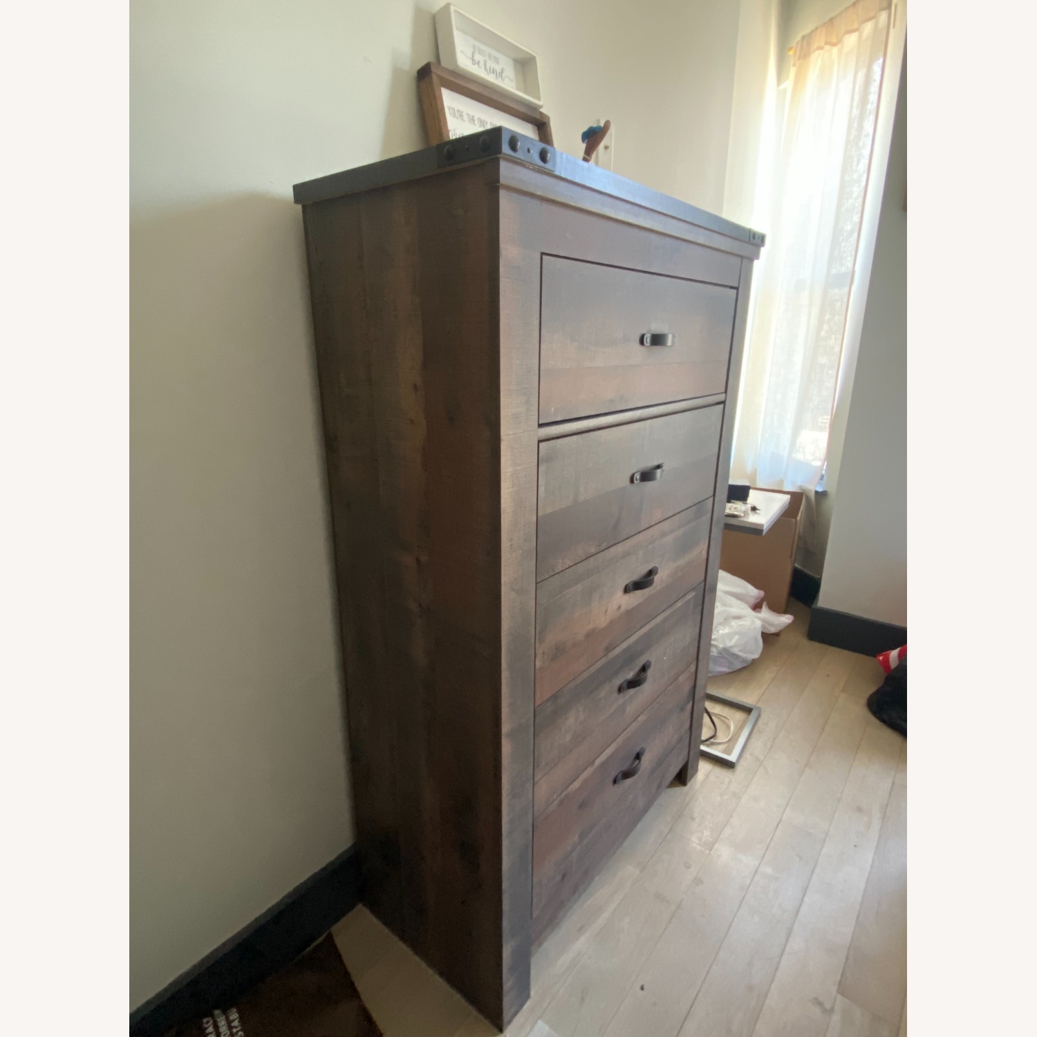 Ashley Furniture Trinell 5-Drawer Chest - image-2