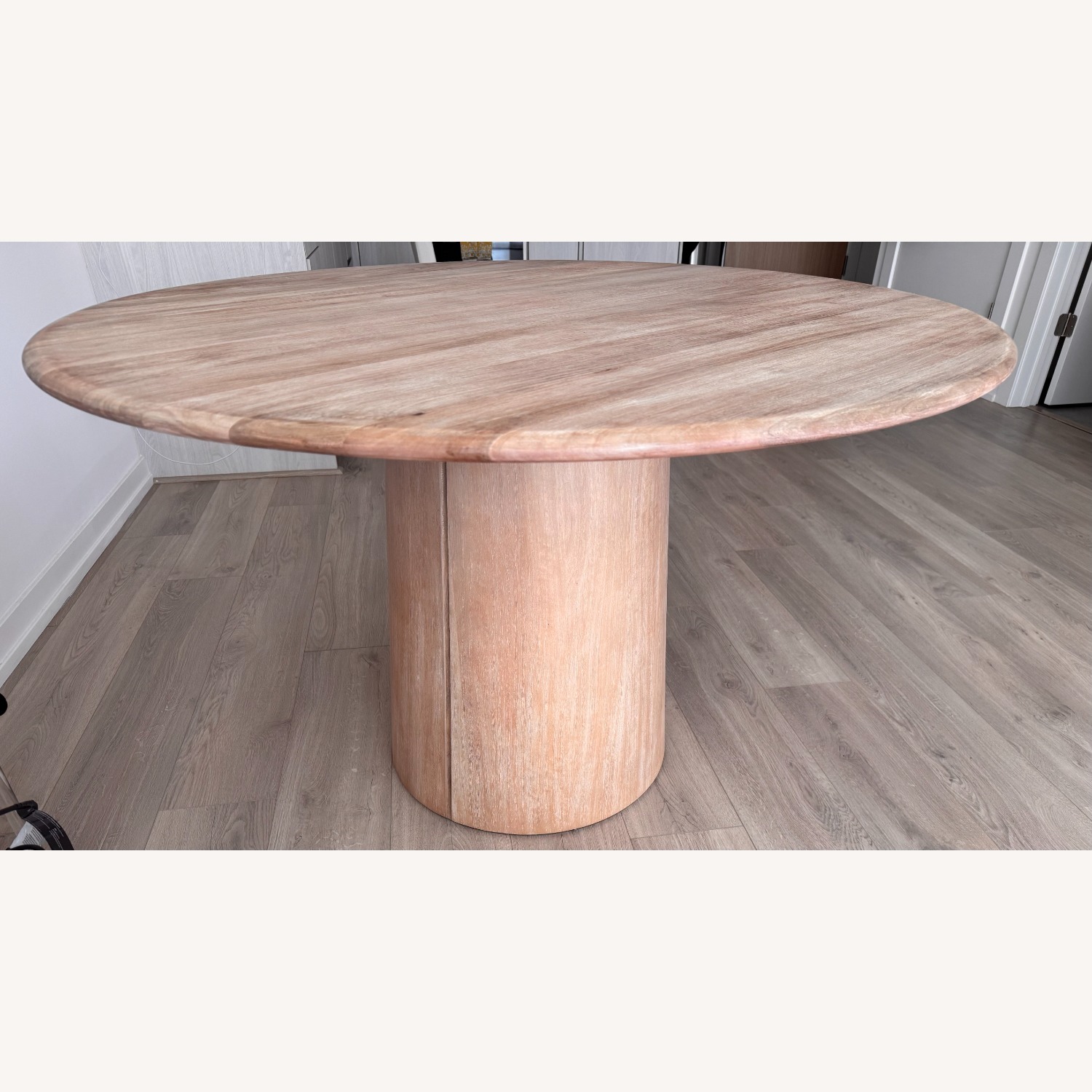 West Elm Anton Round Pedestal Dining Table 48" - image-8