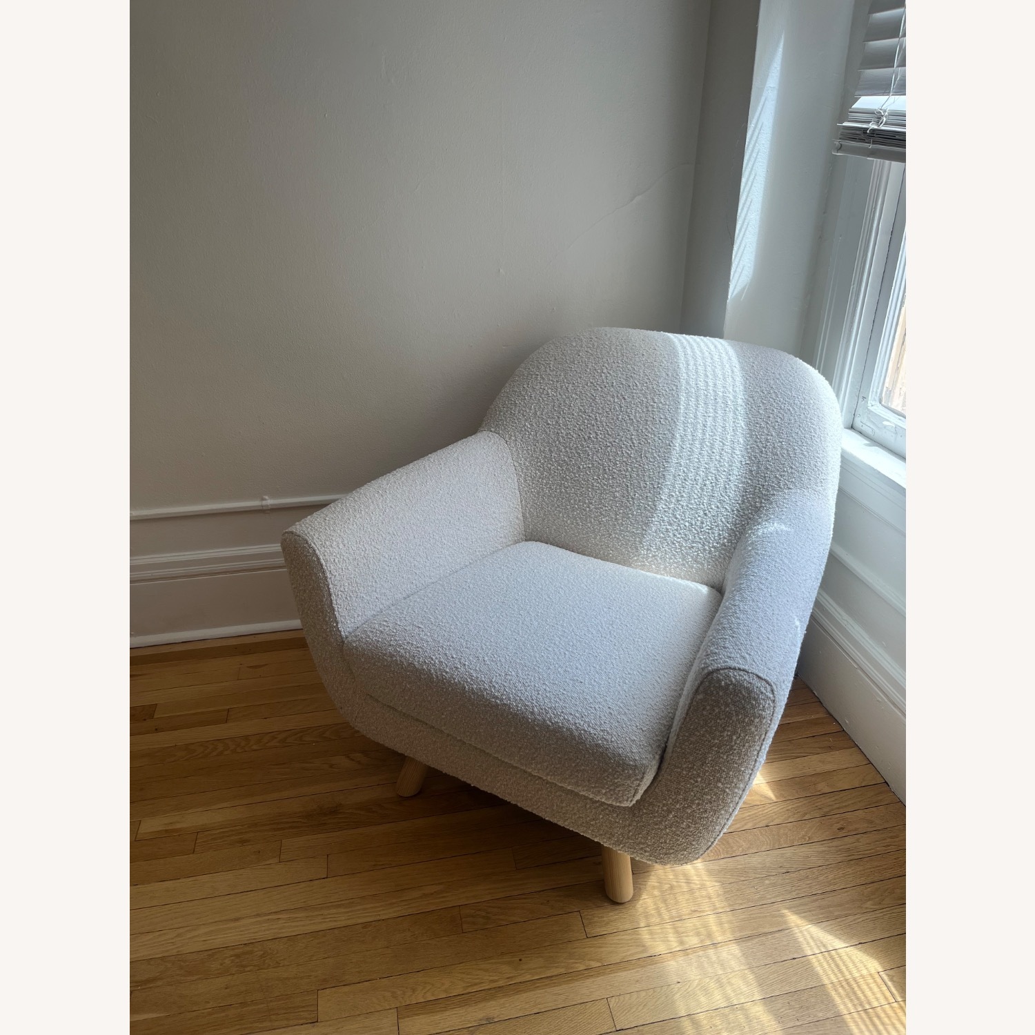 Article Gabriola Boucle Lounge Chair - image-2