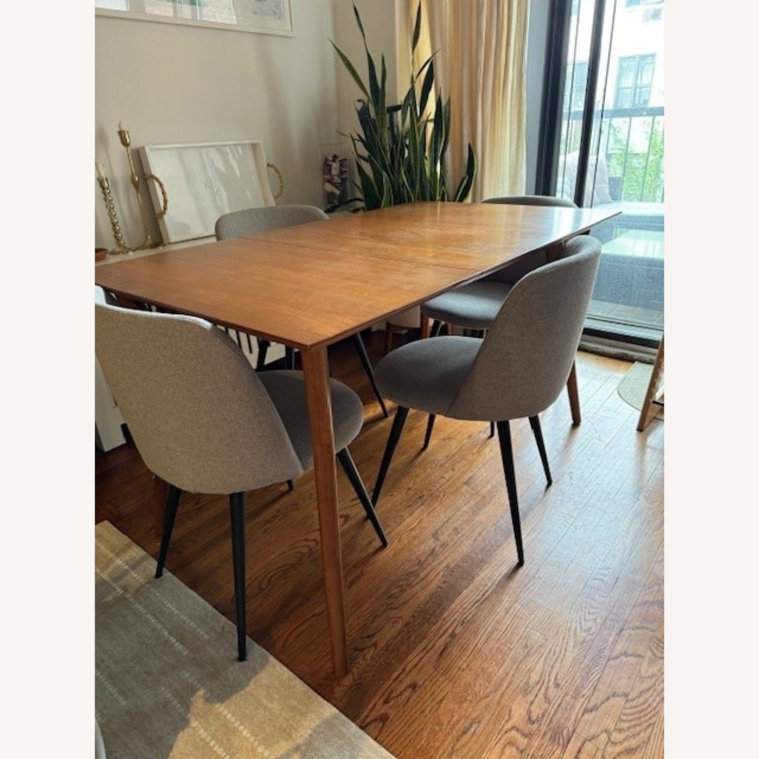 Mid-Century Extendable Dining Table - image-1