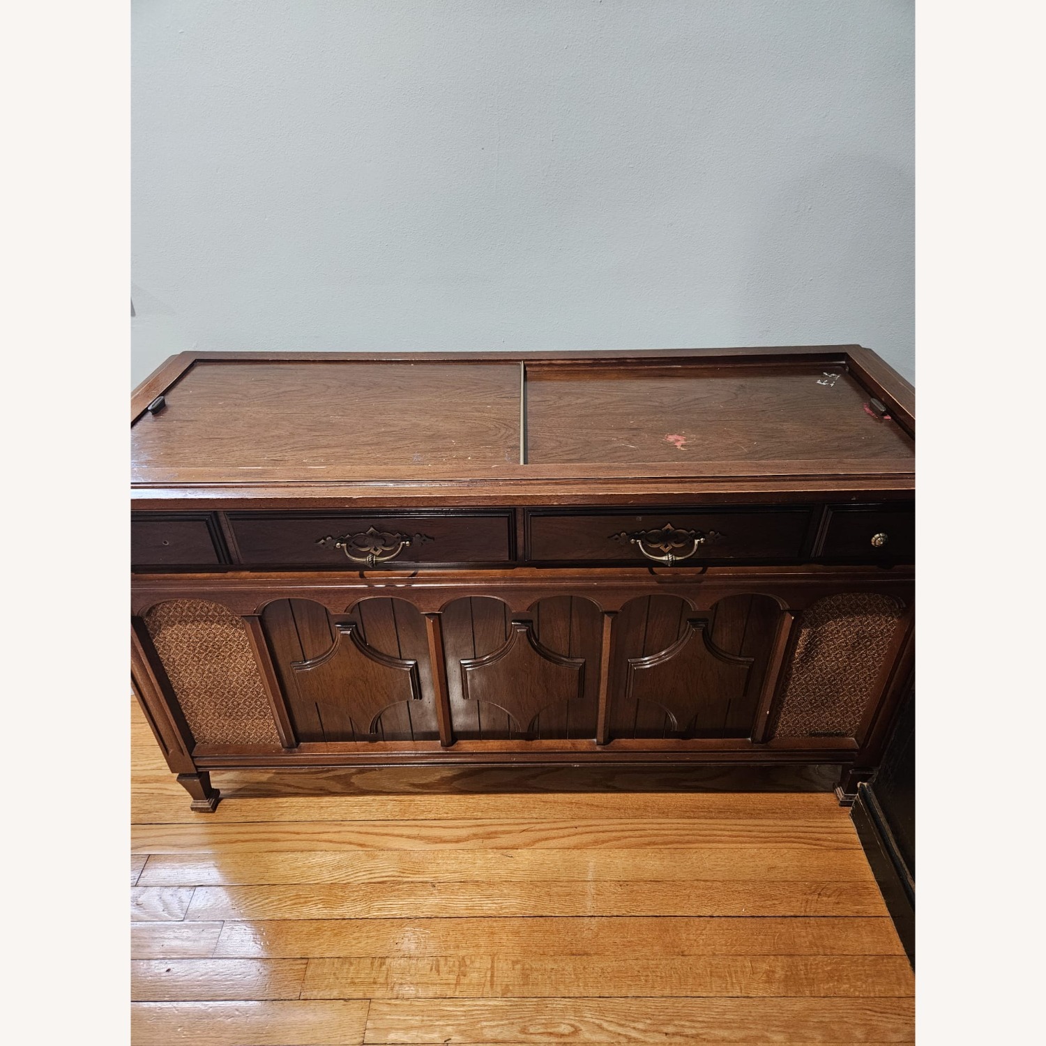 Antique Magnavox Stereo - image-3