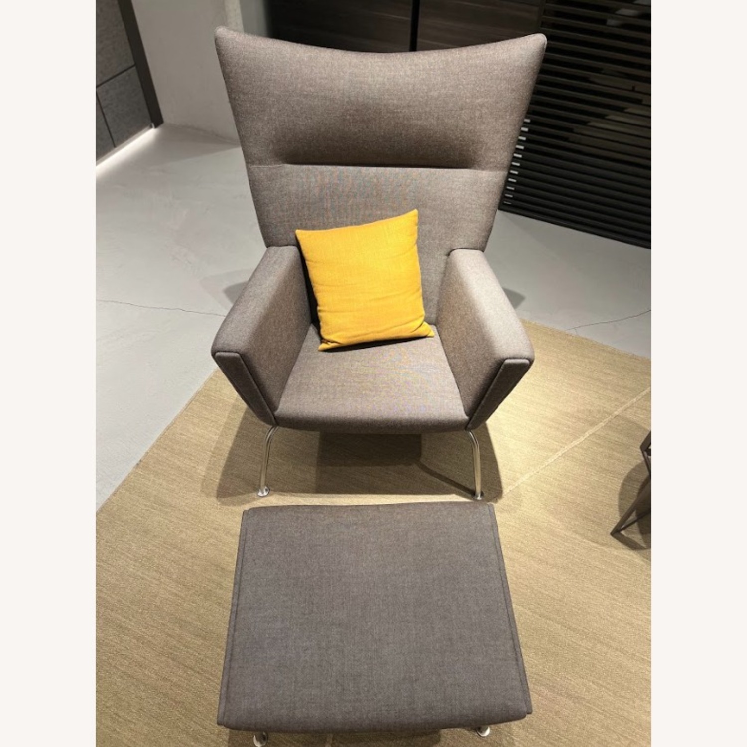 Carl Hansen & Son CH445 Chair + CH446 Ottoman - image-2