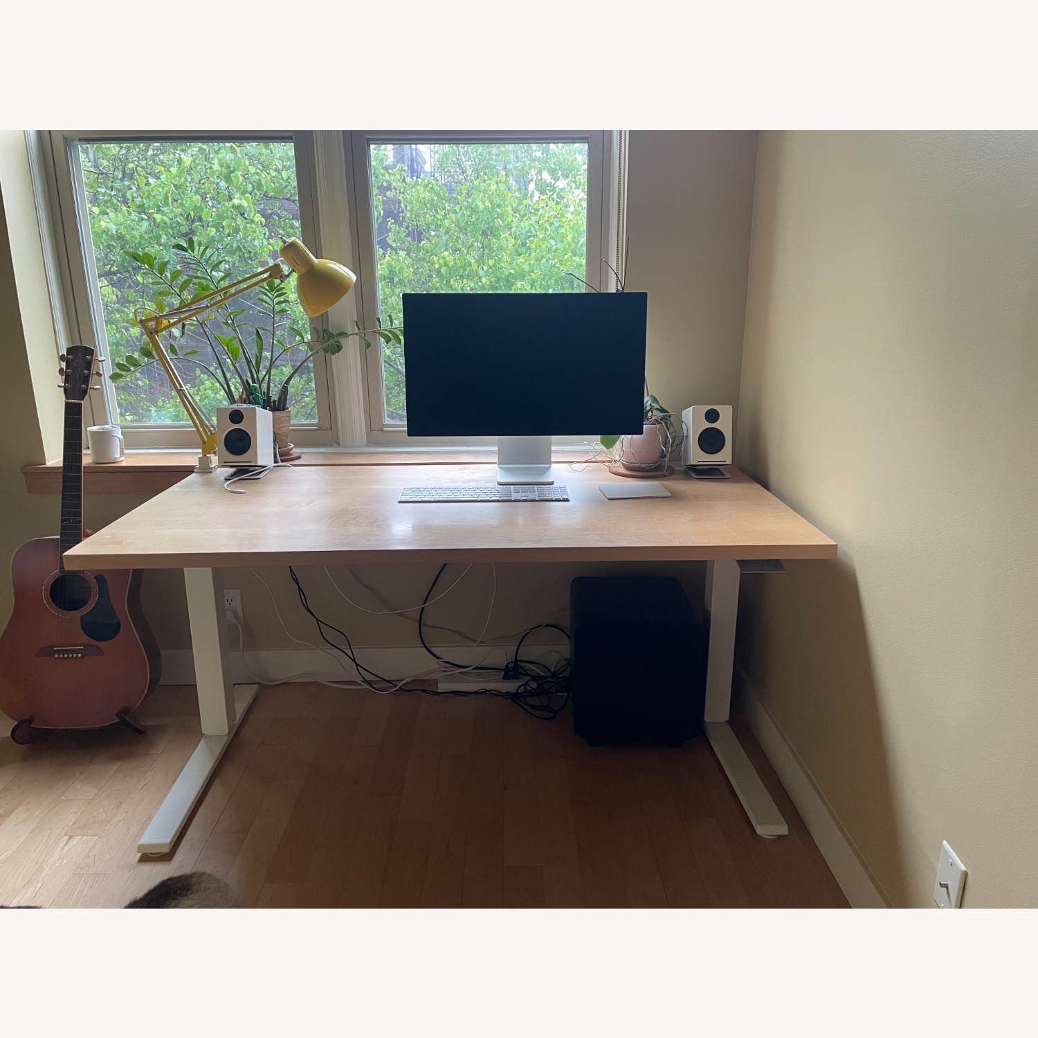 Float Adjustable Standing Desk - image-9