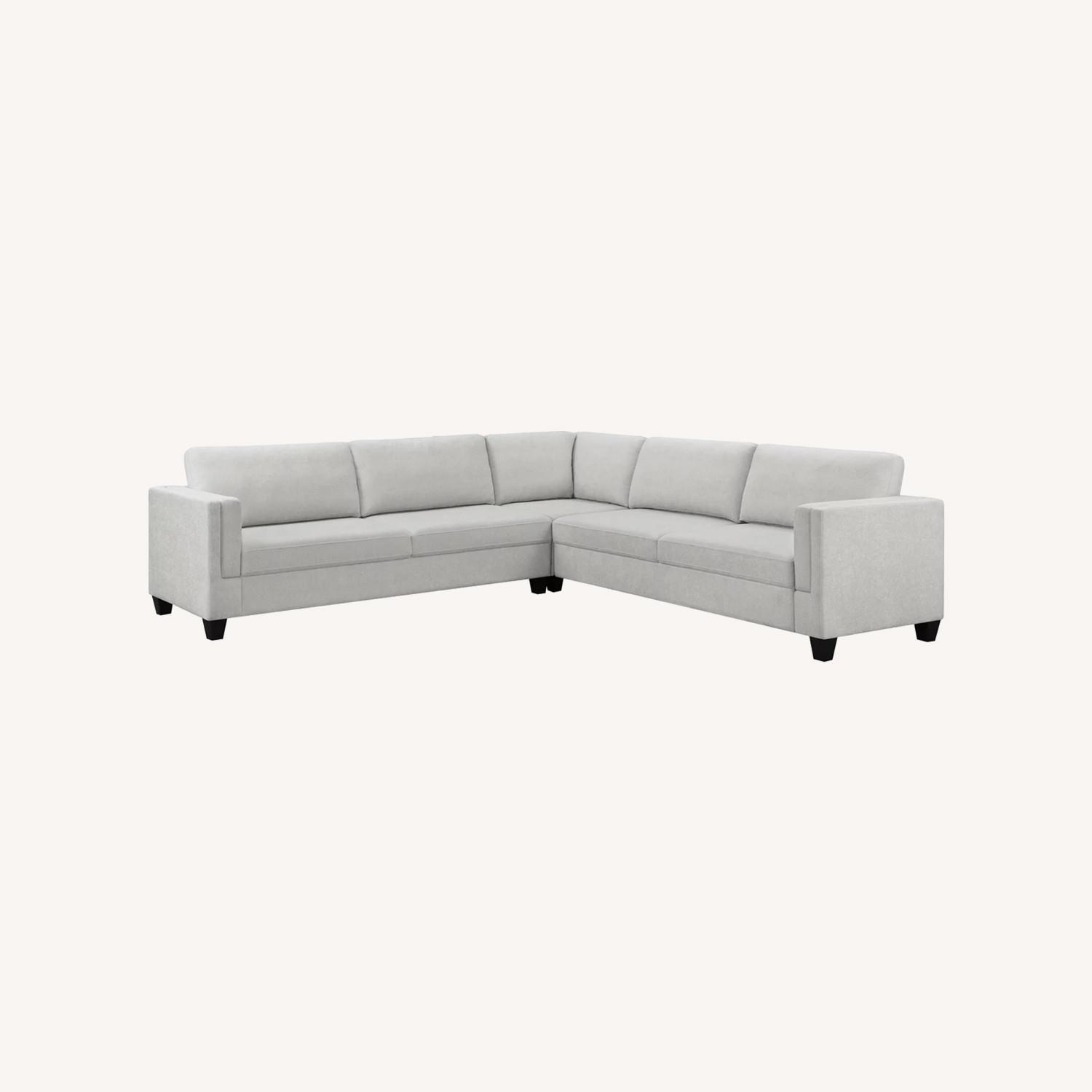 Broyhill Bakersfield Sleeper Sofa - image-0