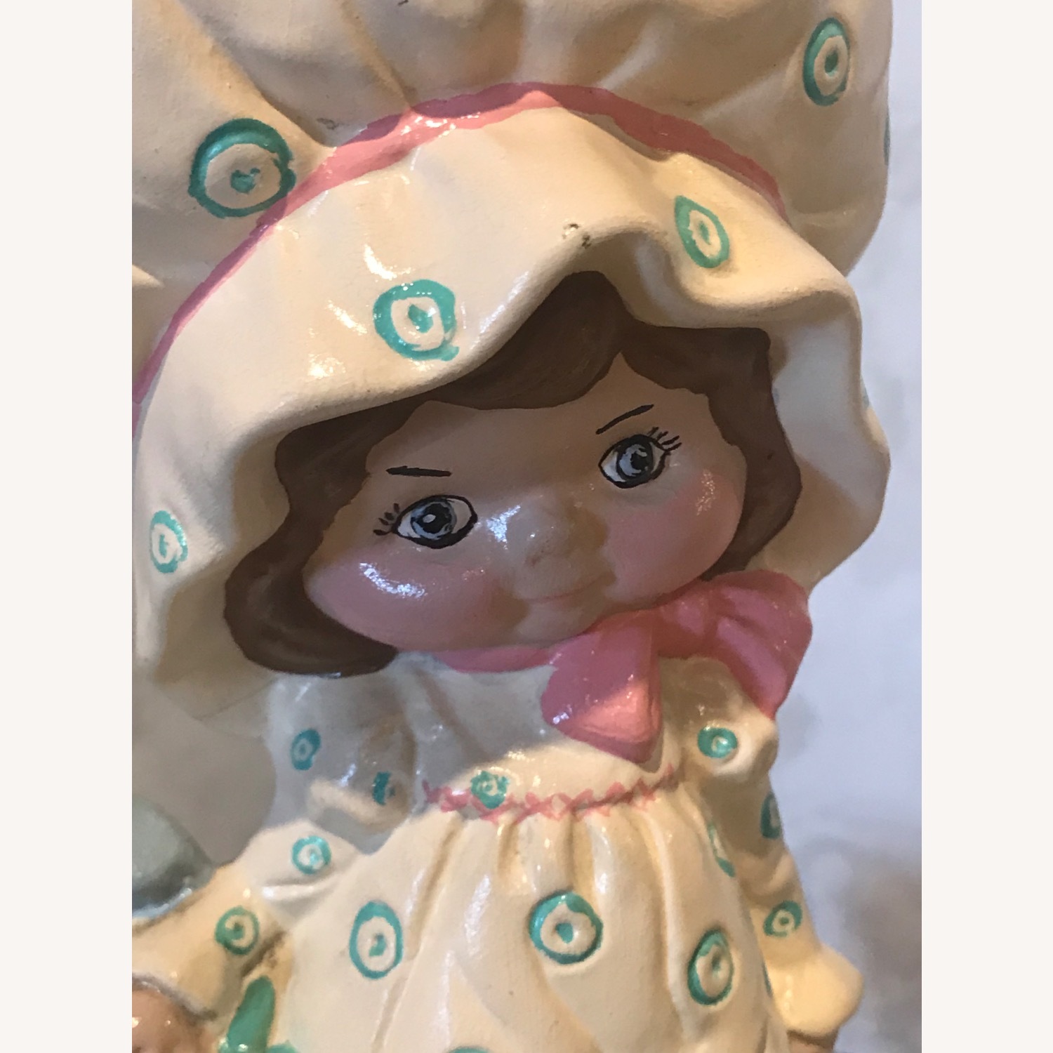 Vintage 1970s Bonnet Hat Hand Painted  Figurine - image-5