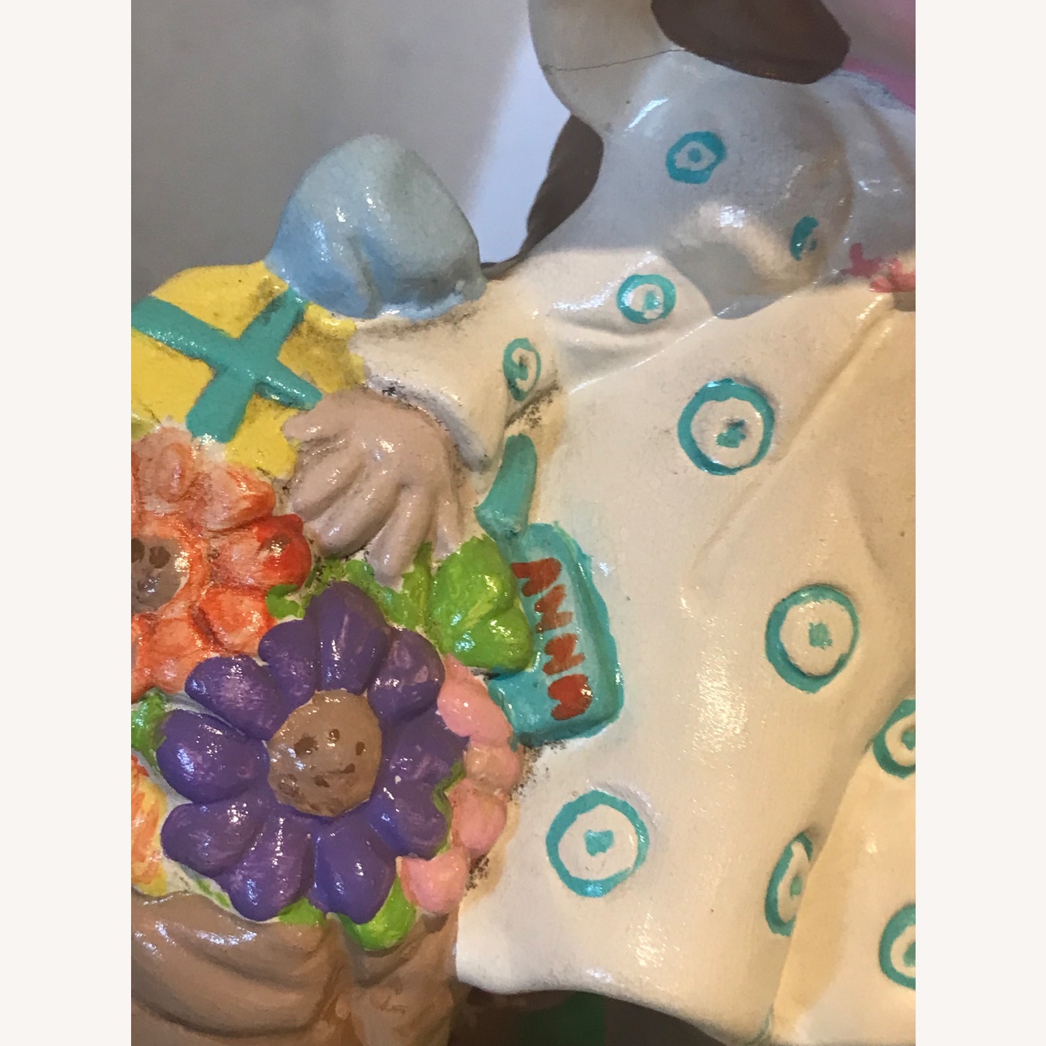 Vintage 1970s Bonnet Hat Hand Painted  Figurine - image-6