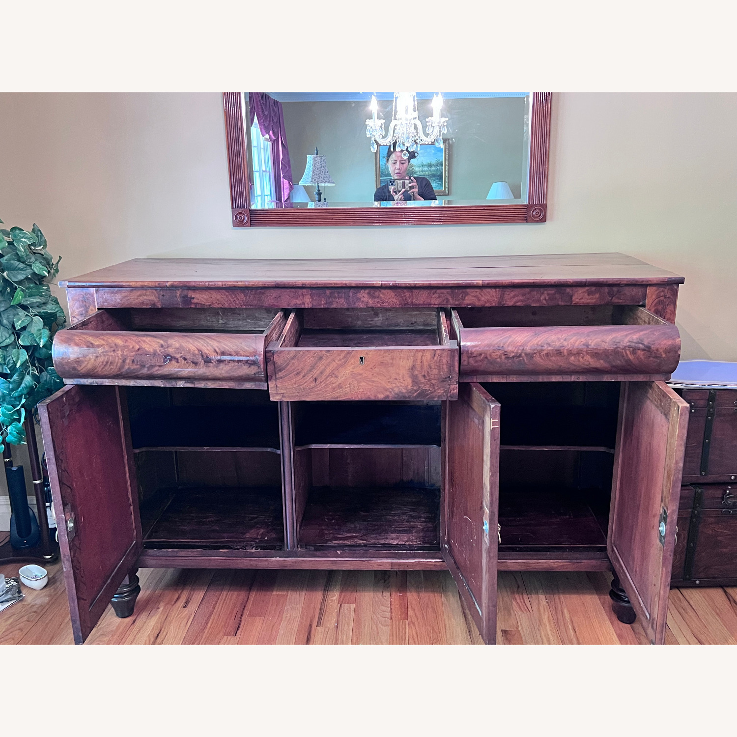 Early 19th Century Empire Flame Mahogany Sideboard - image-2