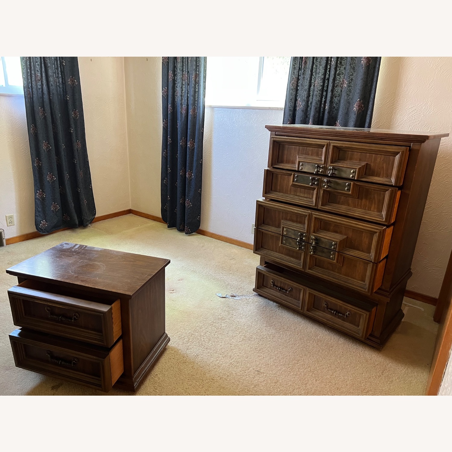 Real Heavy Wood Dresser - image-3