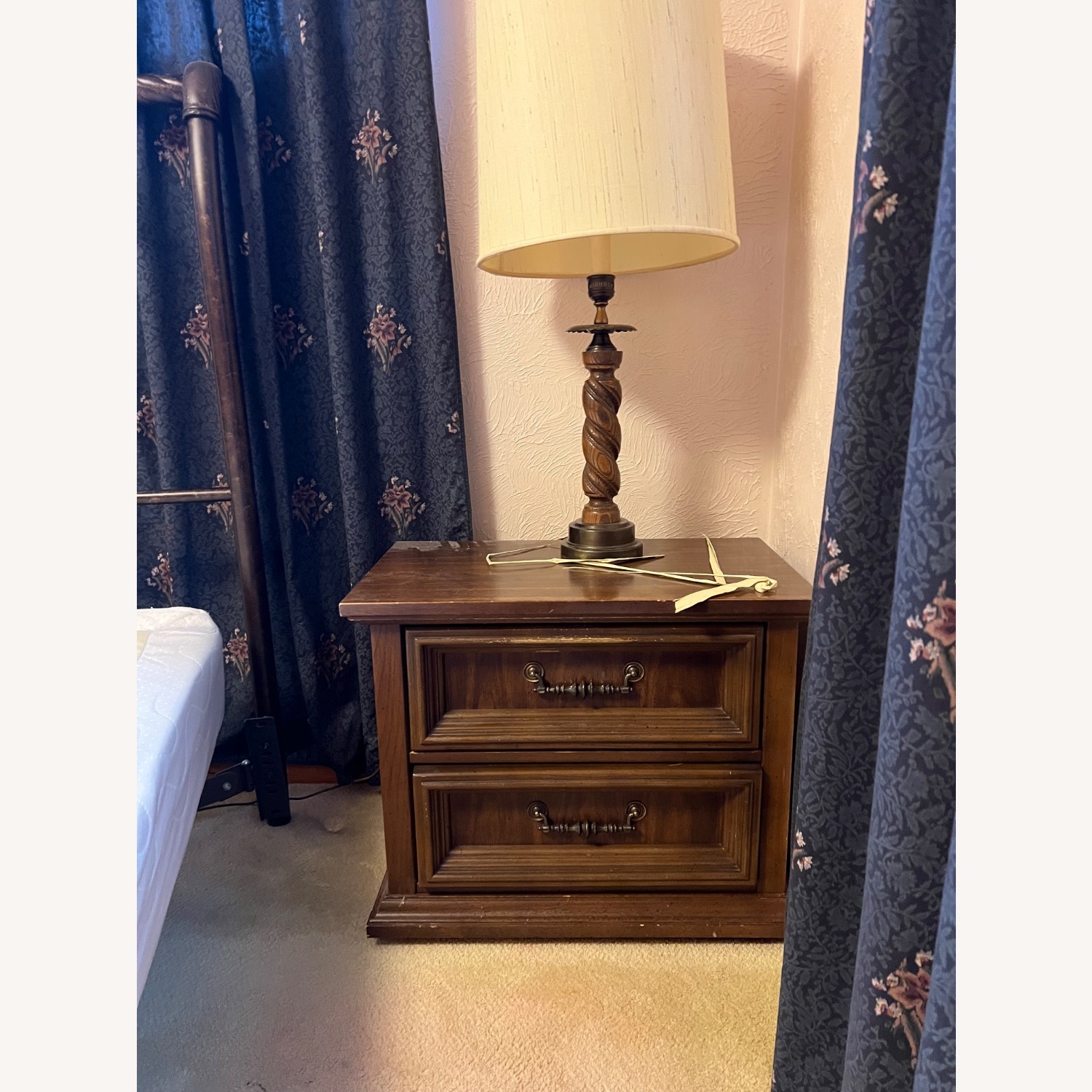 Real Heavy Wood Dresser - image-4