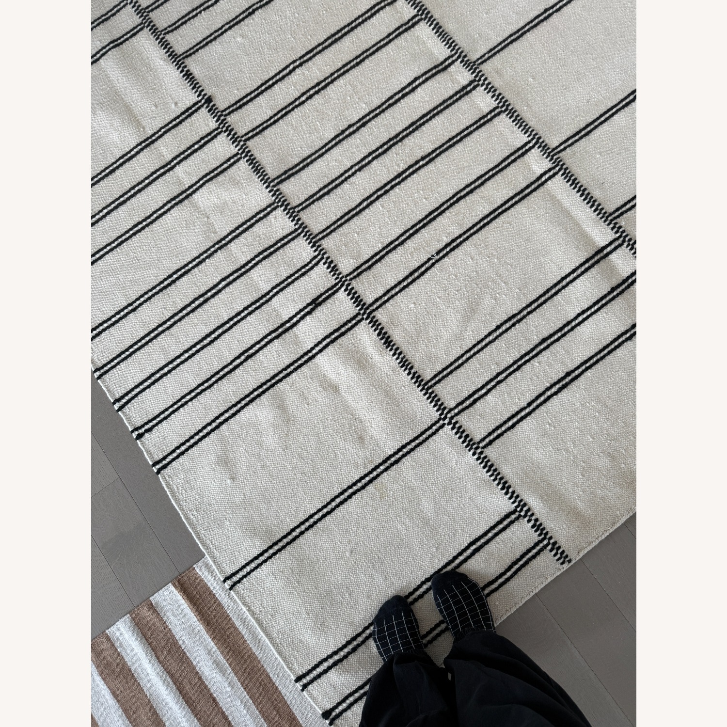 CB2 Eaton Ivory Geometric 6 x 9 Rug - image-3