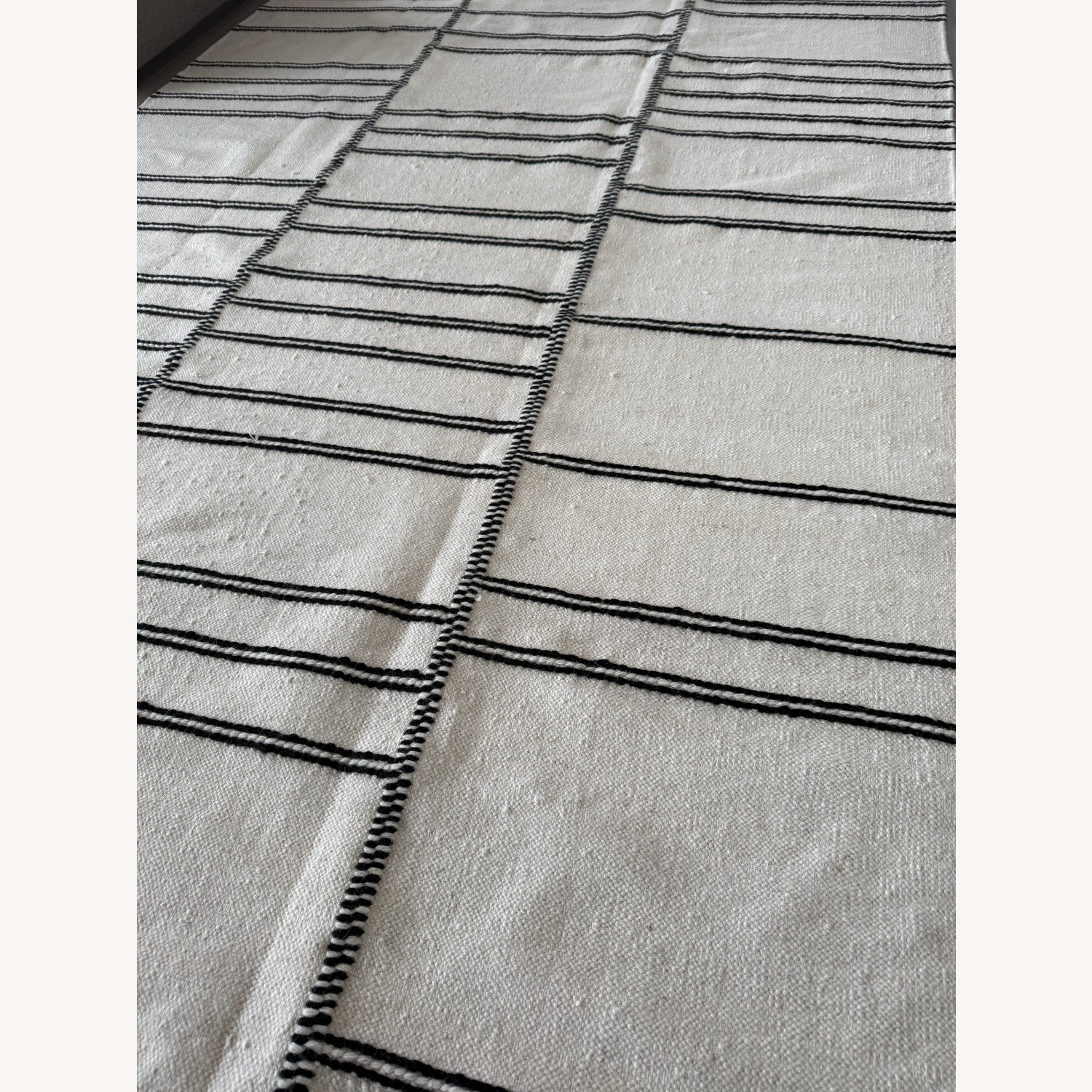 CB2 Eaton Ivory Geometric 6 x 9 Rug - image-6