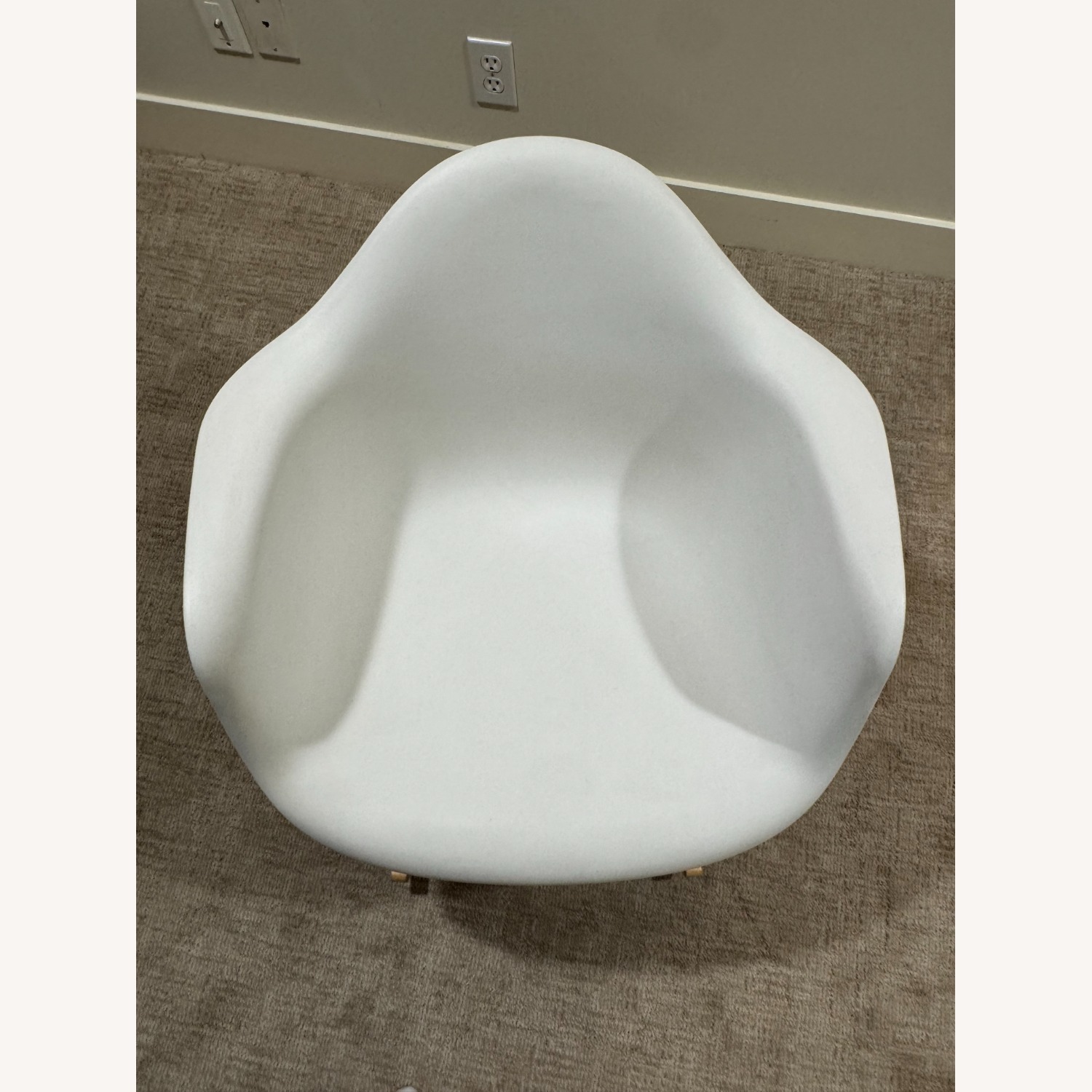 Herman Miller Eames Molded Plastic Armchair, Rocker Base - image-4