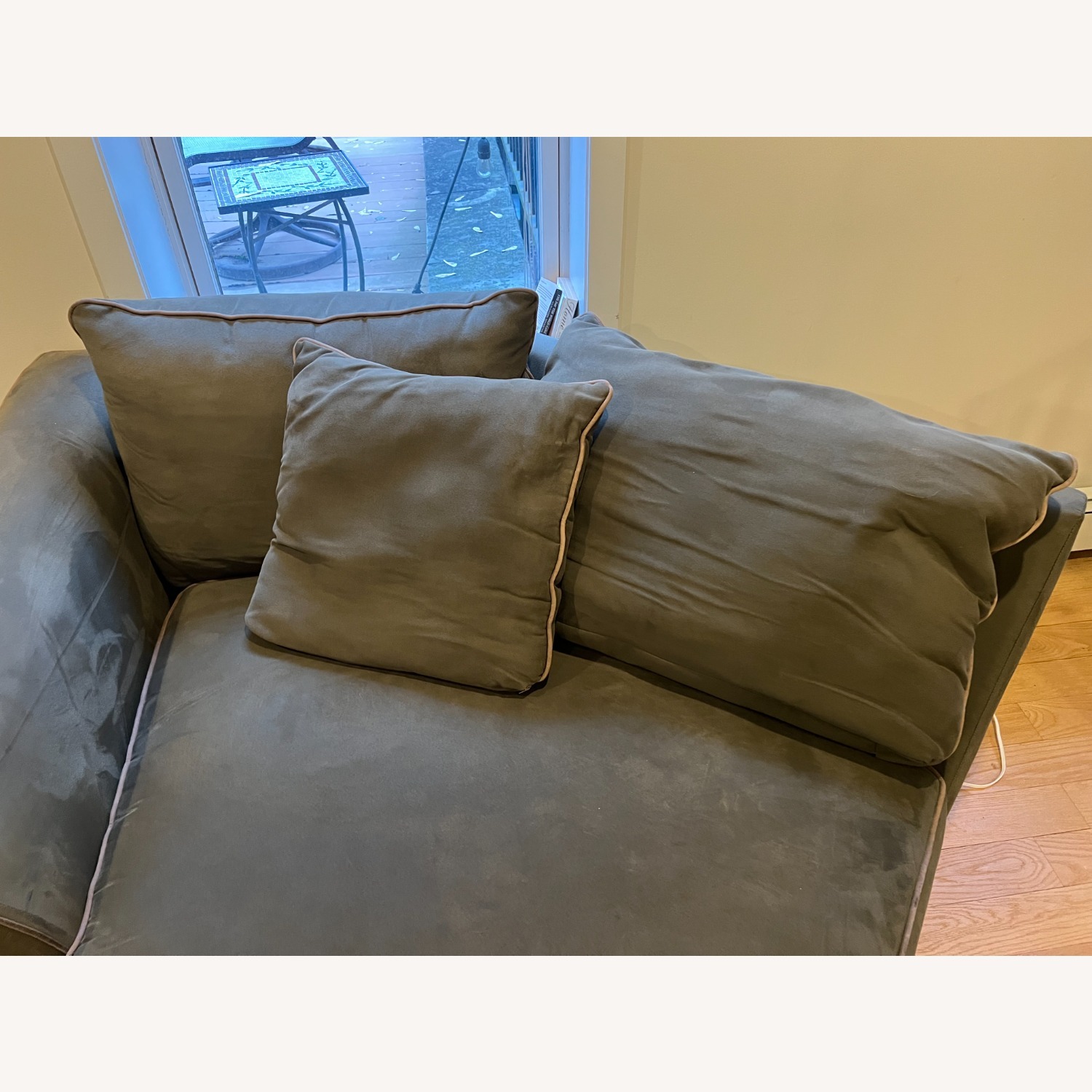 H.M. Richards Green Cuddler - image-1