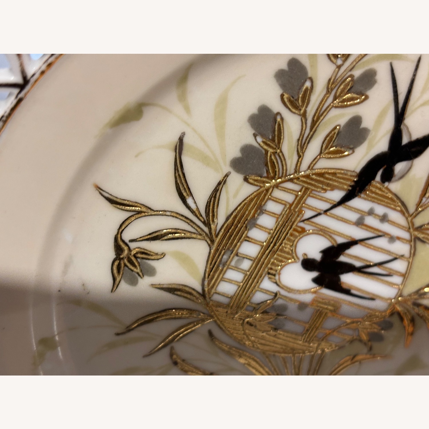 Antique F.W.  Set of 2 Decorative Birds Plates - image-8