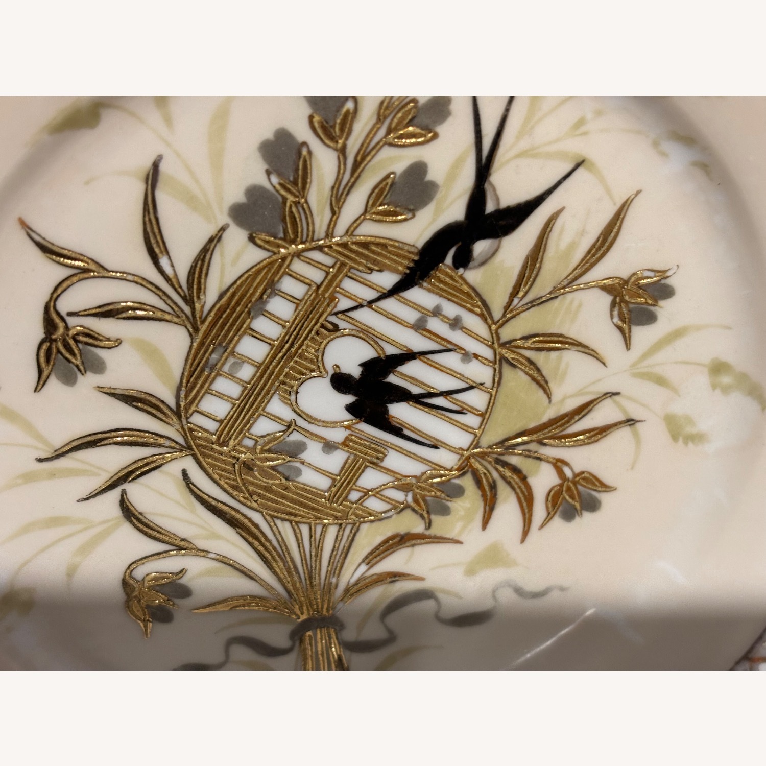 Antique F.W.  Set of 2 Decorative Birds Plates - image-7