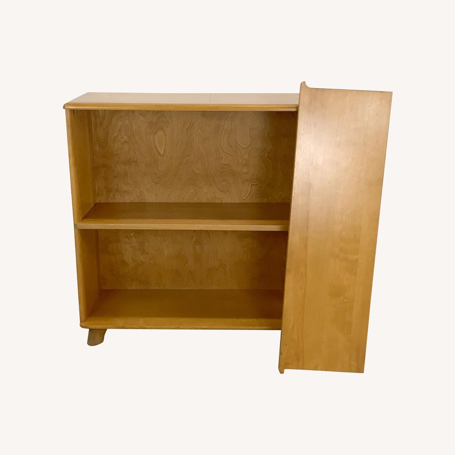 Low vintage modern Bookshelf by Heywood-Wakefield - image-0