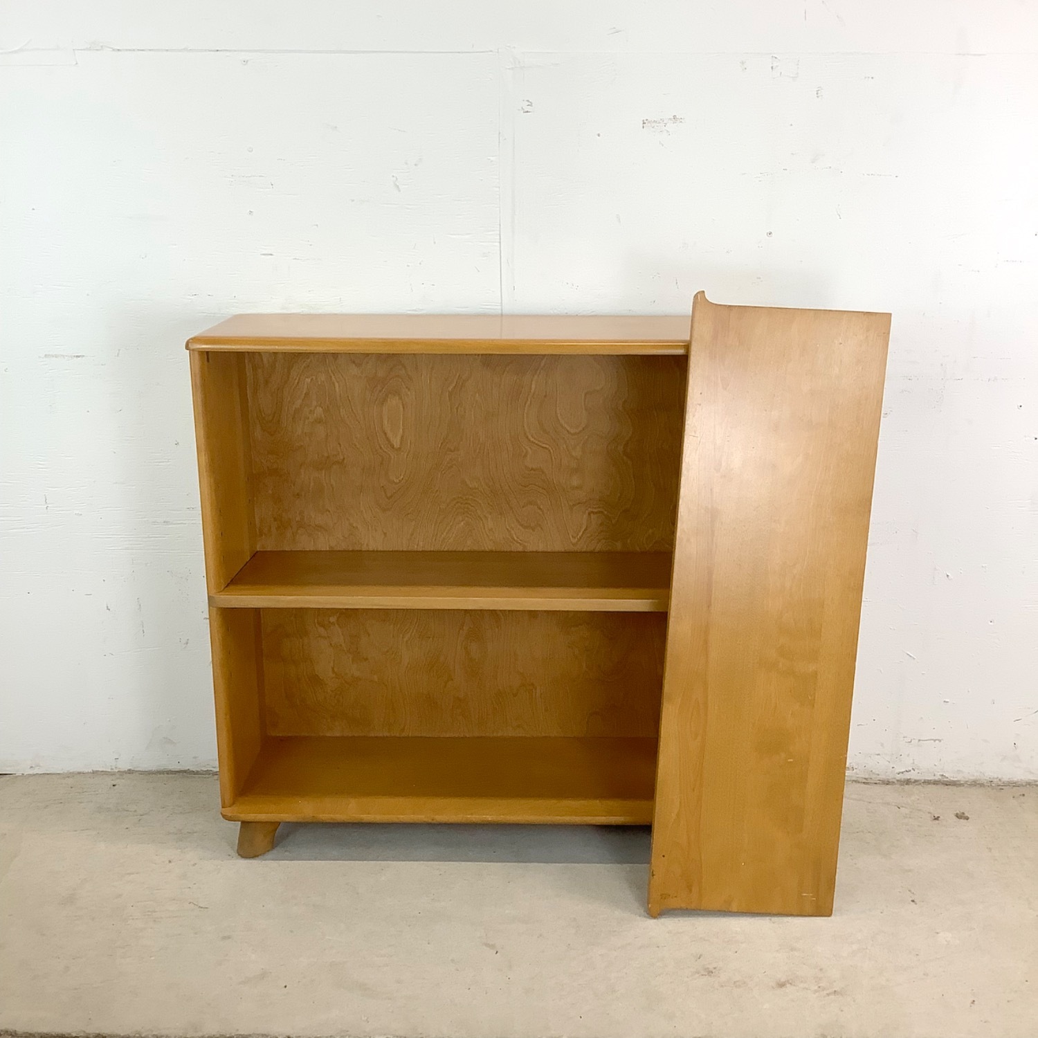 Low vintage modern Bookshelf by Heywood-Wakefield - image-14