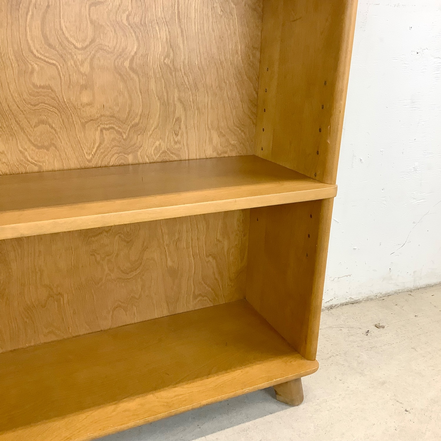 Low vintage modern Bookshelf by Heywood-Wakefield - image-12