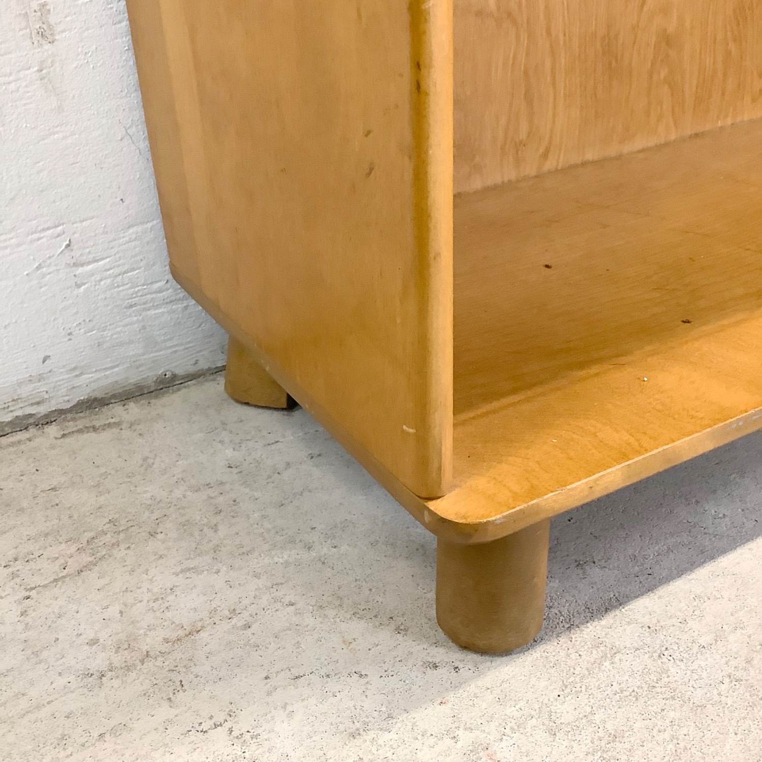 Low vintage modern Bookshelf by Heywood-Wakefield - image-7