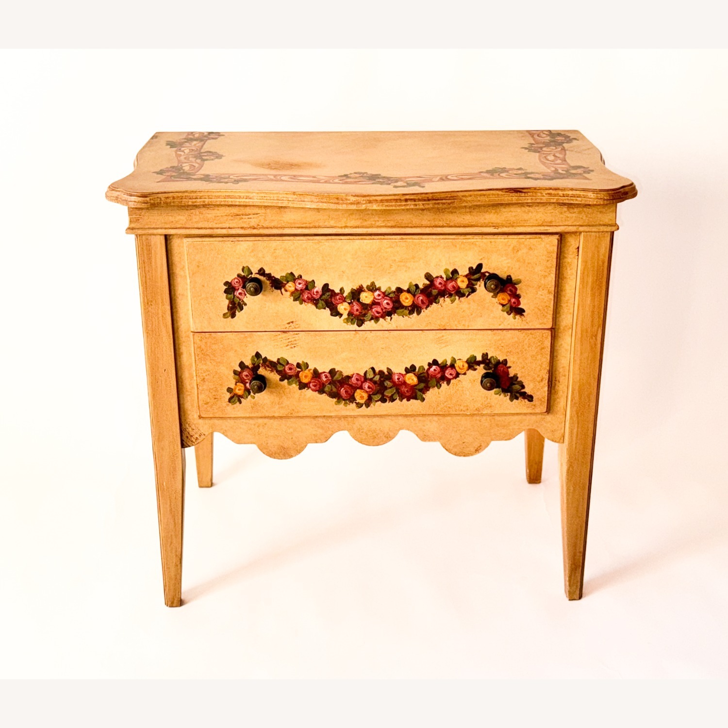 Vintage Floral Nightstand – Custom Hand-Painted - image-1
